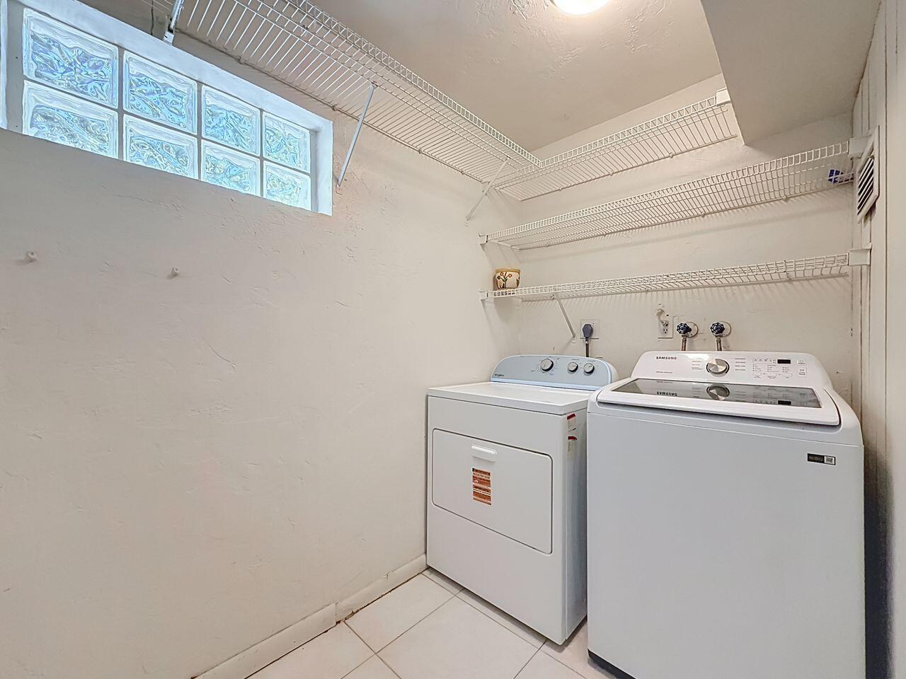 8971 Nw 33rd Street E-w Property Photo 39