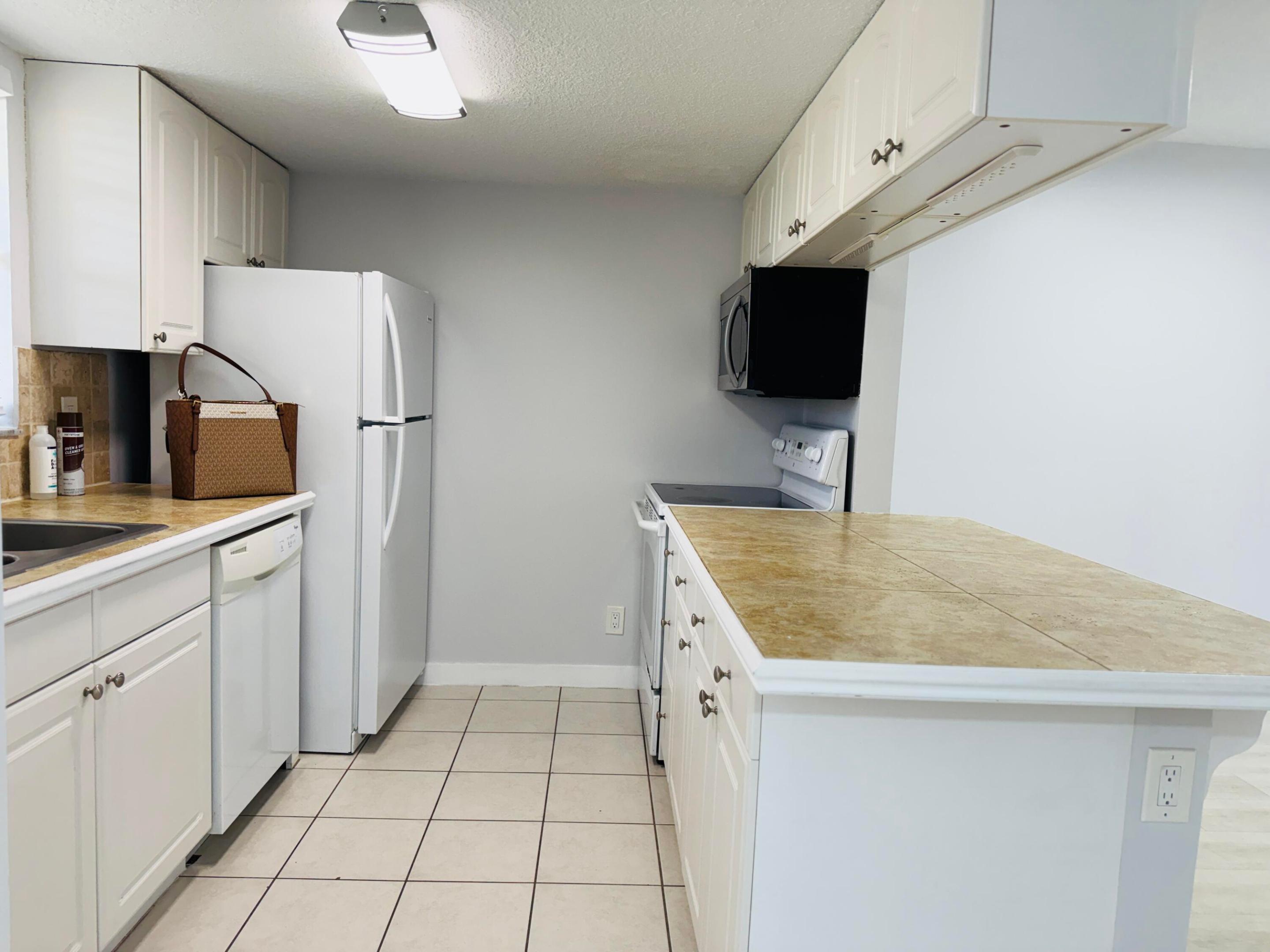 6323 La Costa Drive H Property Photo 6