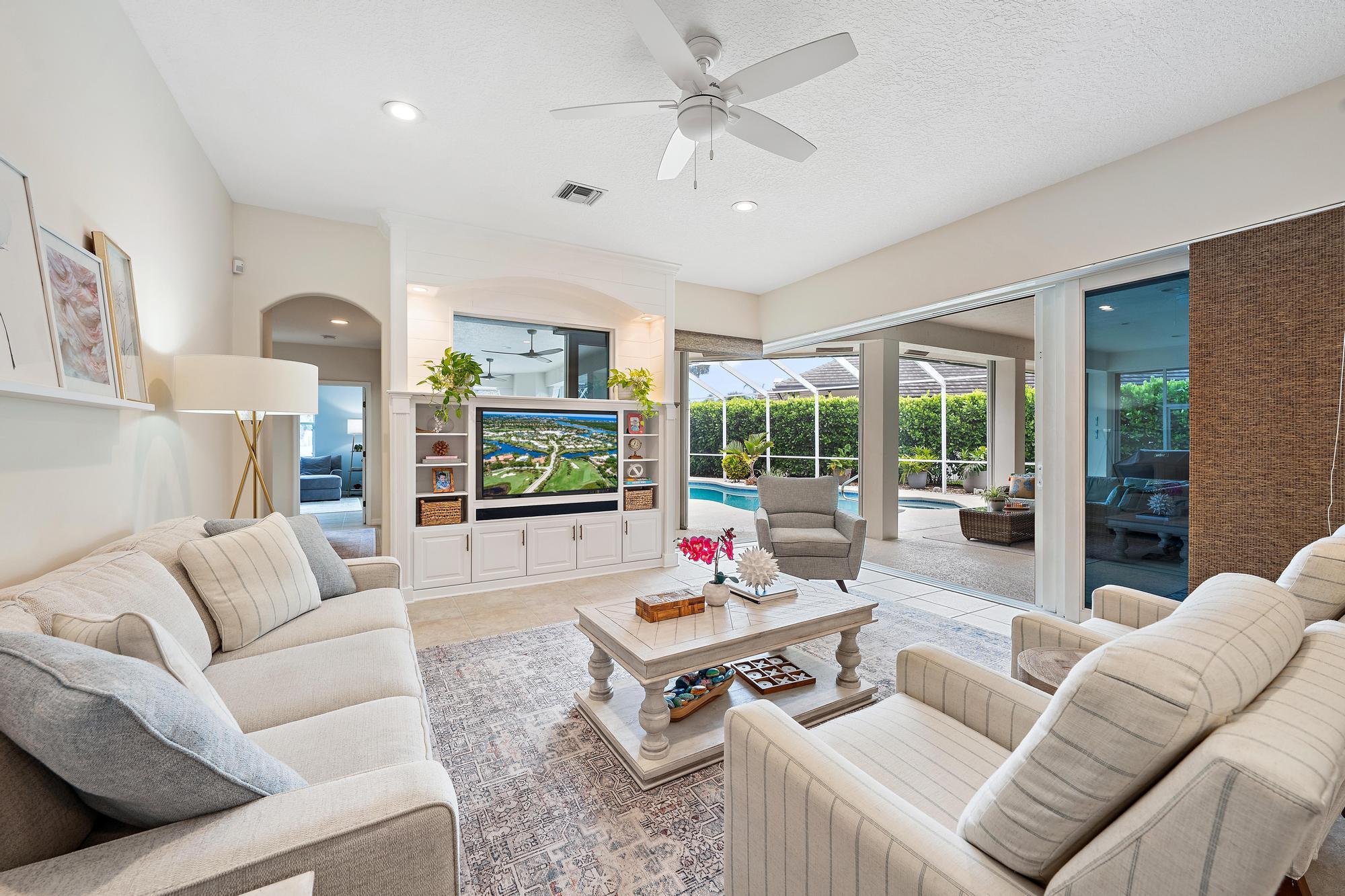 6768 Cypress Cove Circle Property Photo 12