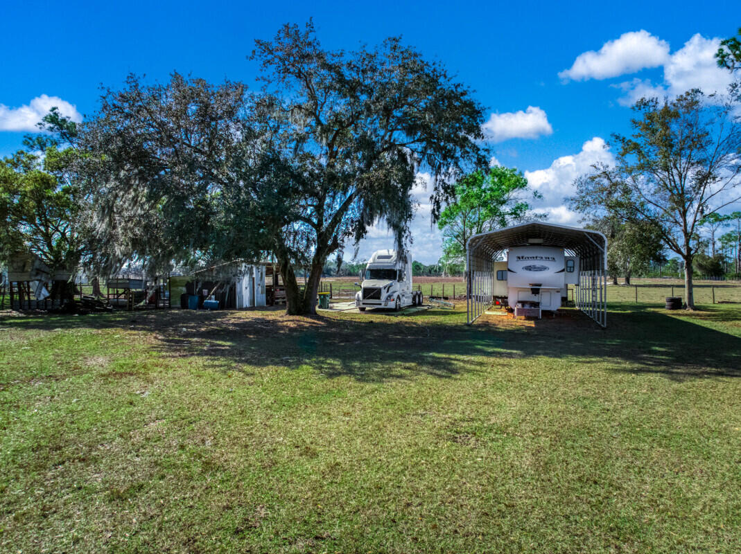 948 S Riverdale Road Property Photo 11