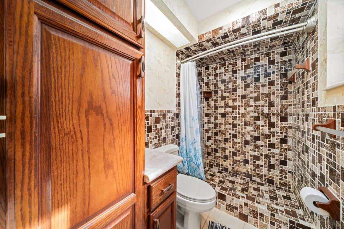 948 S Riverdale Road Property Photo 26