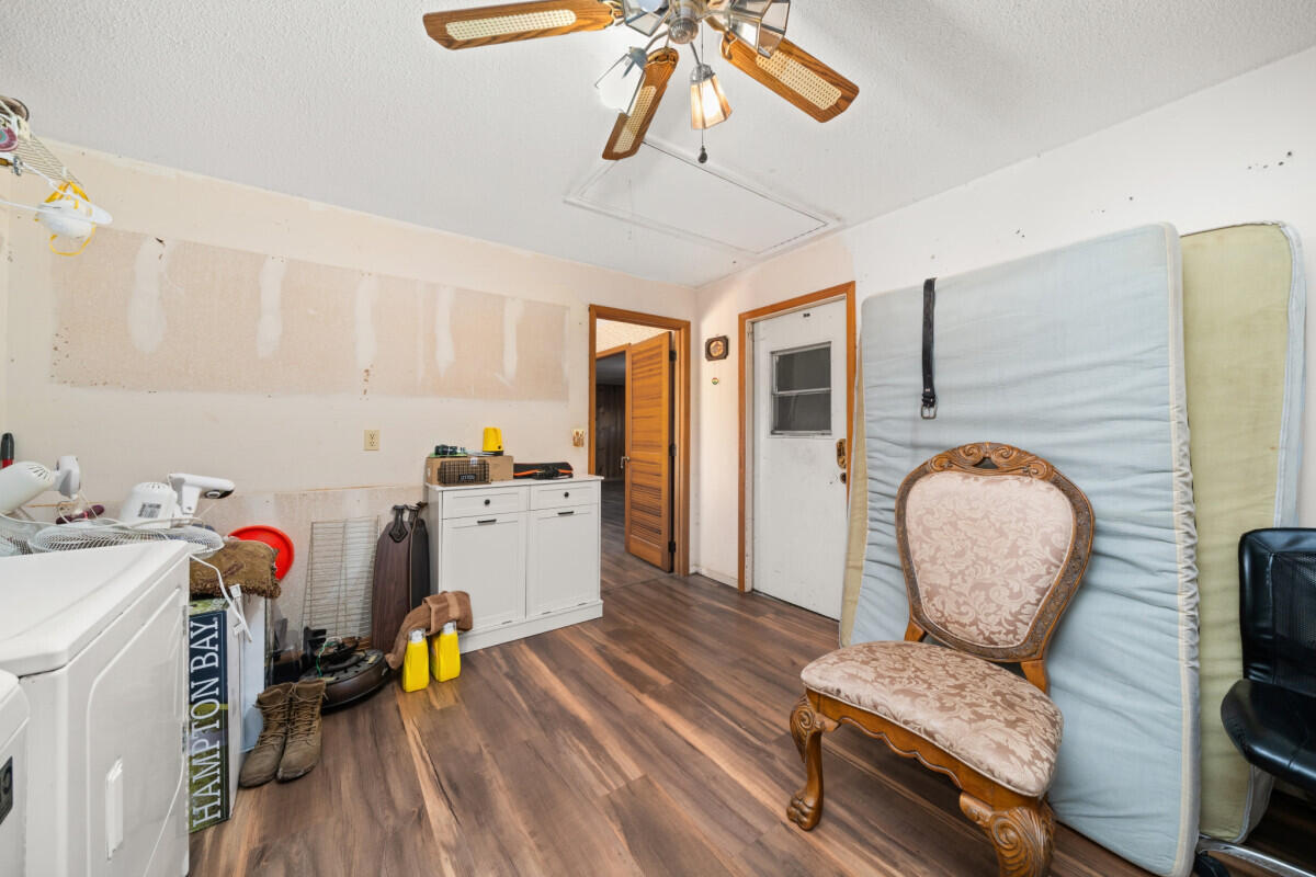 948 S Riverdale Road Property Photo 30