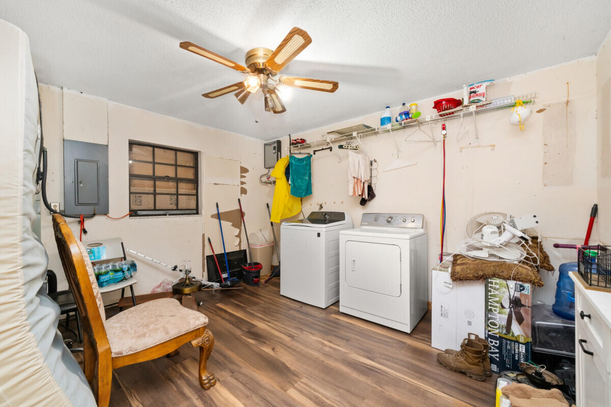 948 S Riverdale Road Property Photo 31