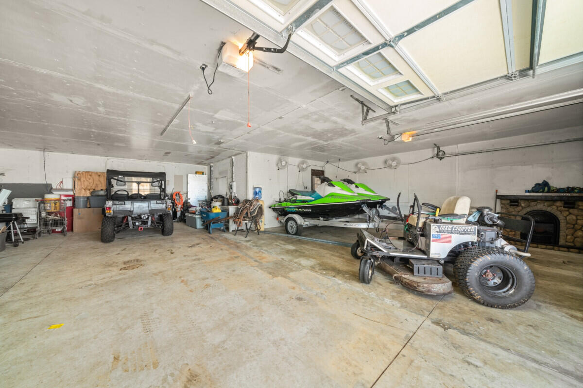 948 S Riverdale Road Property Photo 34