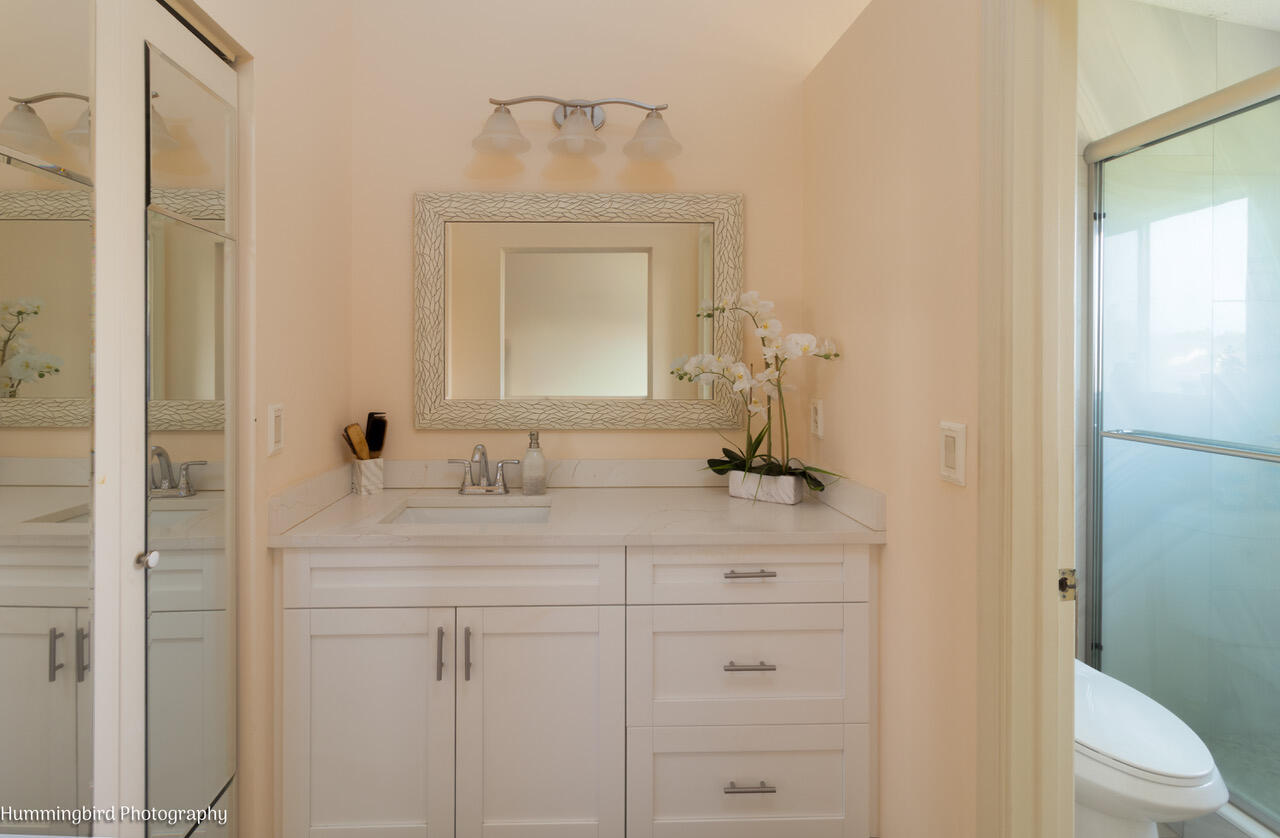 2047 Discovery Circle E Property Photo 17