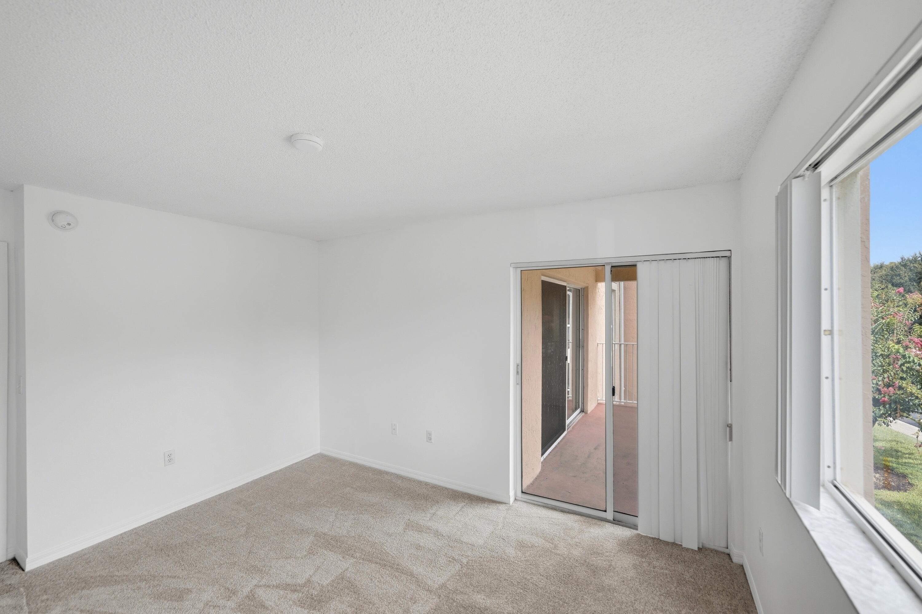 1640 N 42nd Circle 209 Property Photo 21