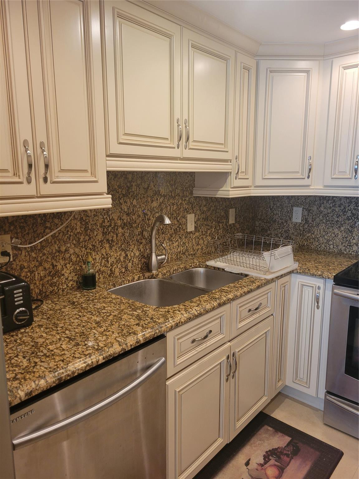 2401 S Ocean Drive 1108 Property Photo 4