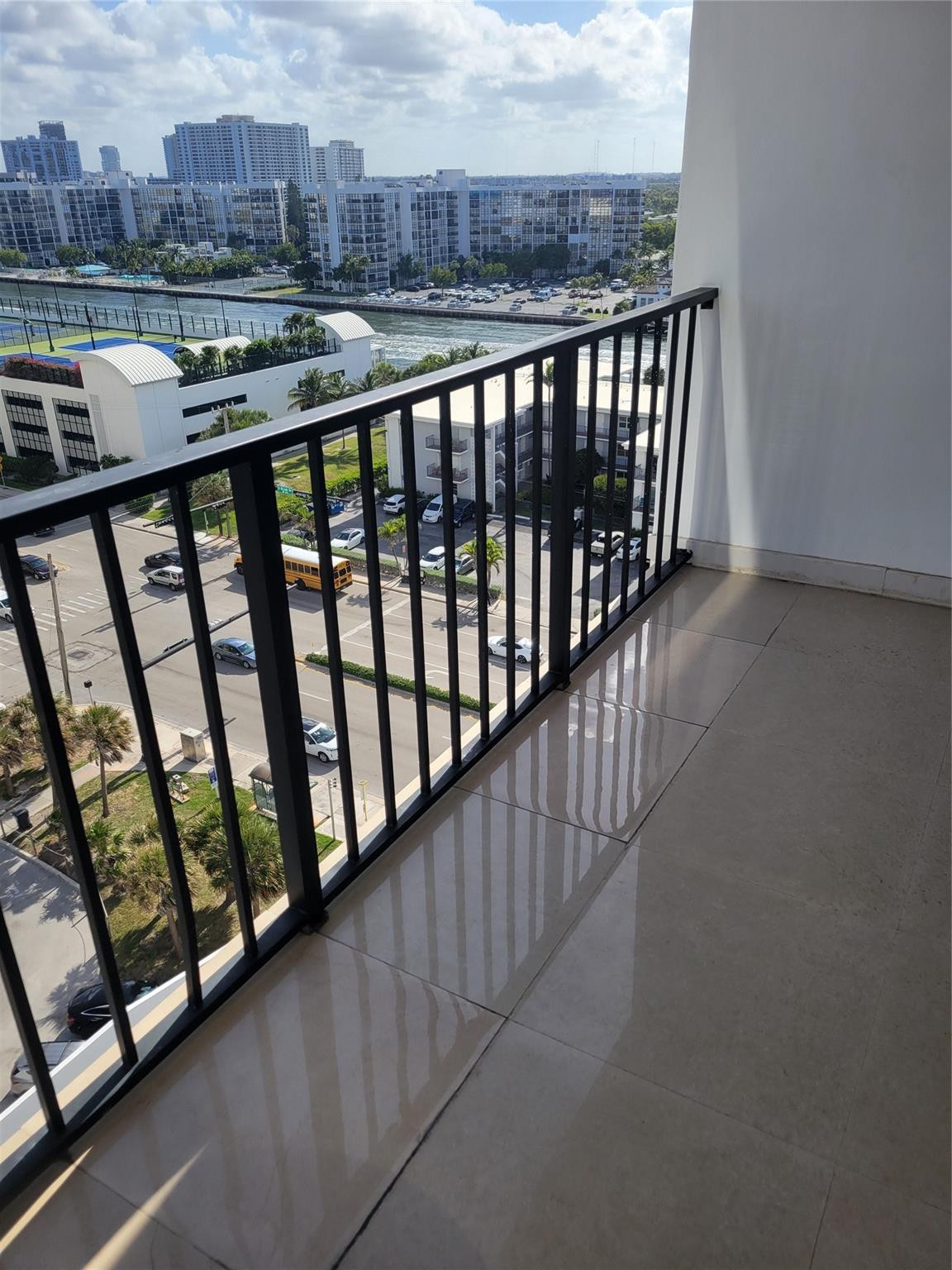 2401 S Ocean Drive 1108 Property Photo 23