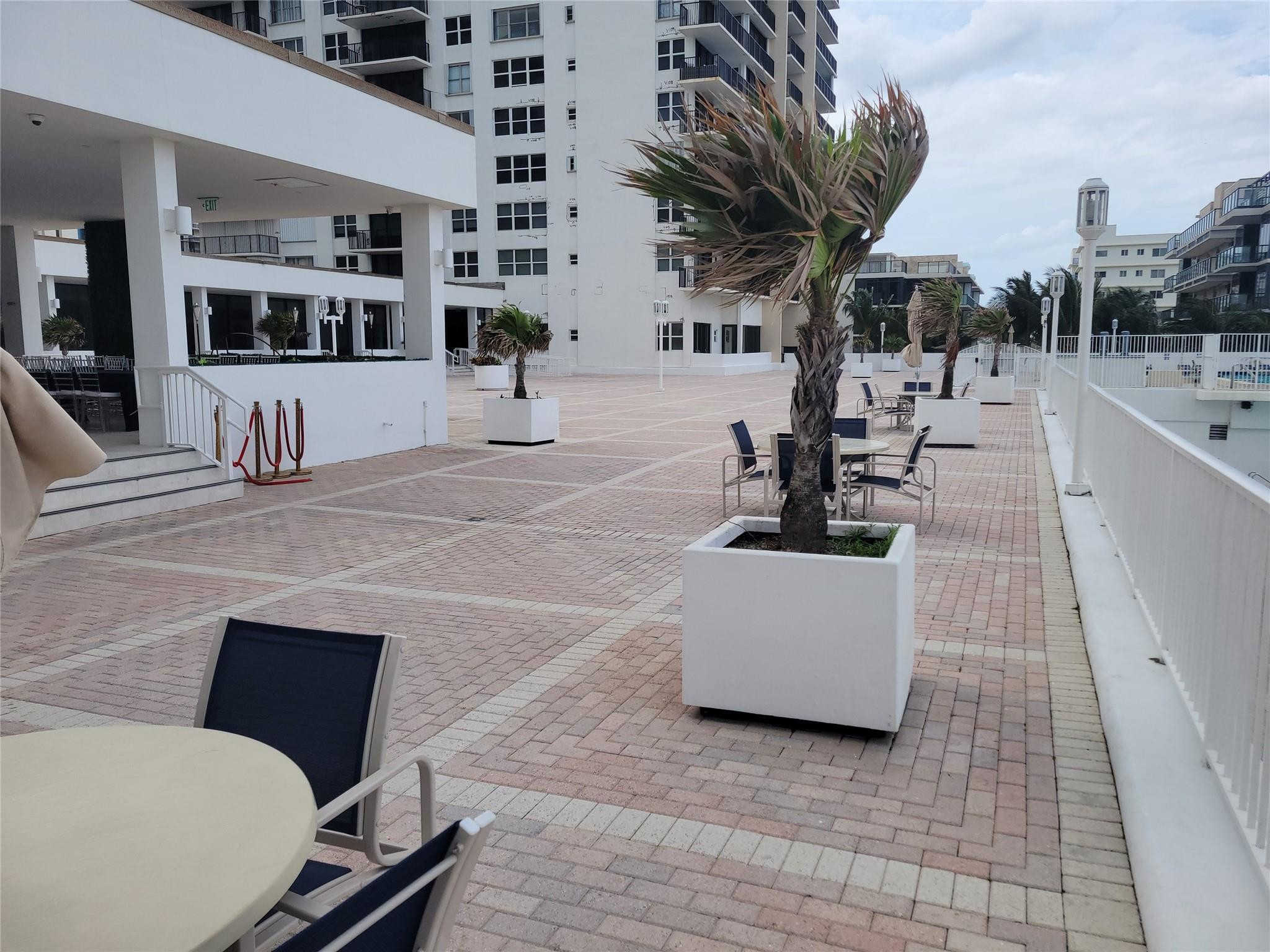 2401 S Ocean Drive 1108 Property Photo 31