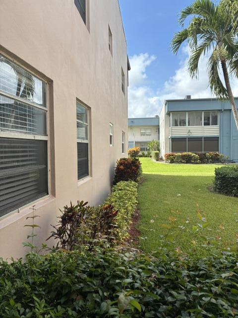 626 Normandy Lane N 626n Property Photo 31