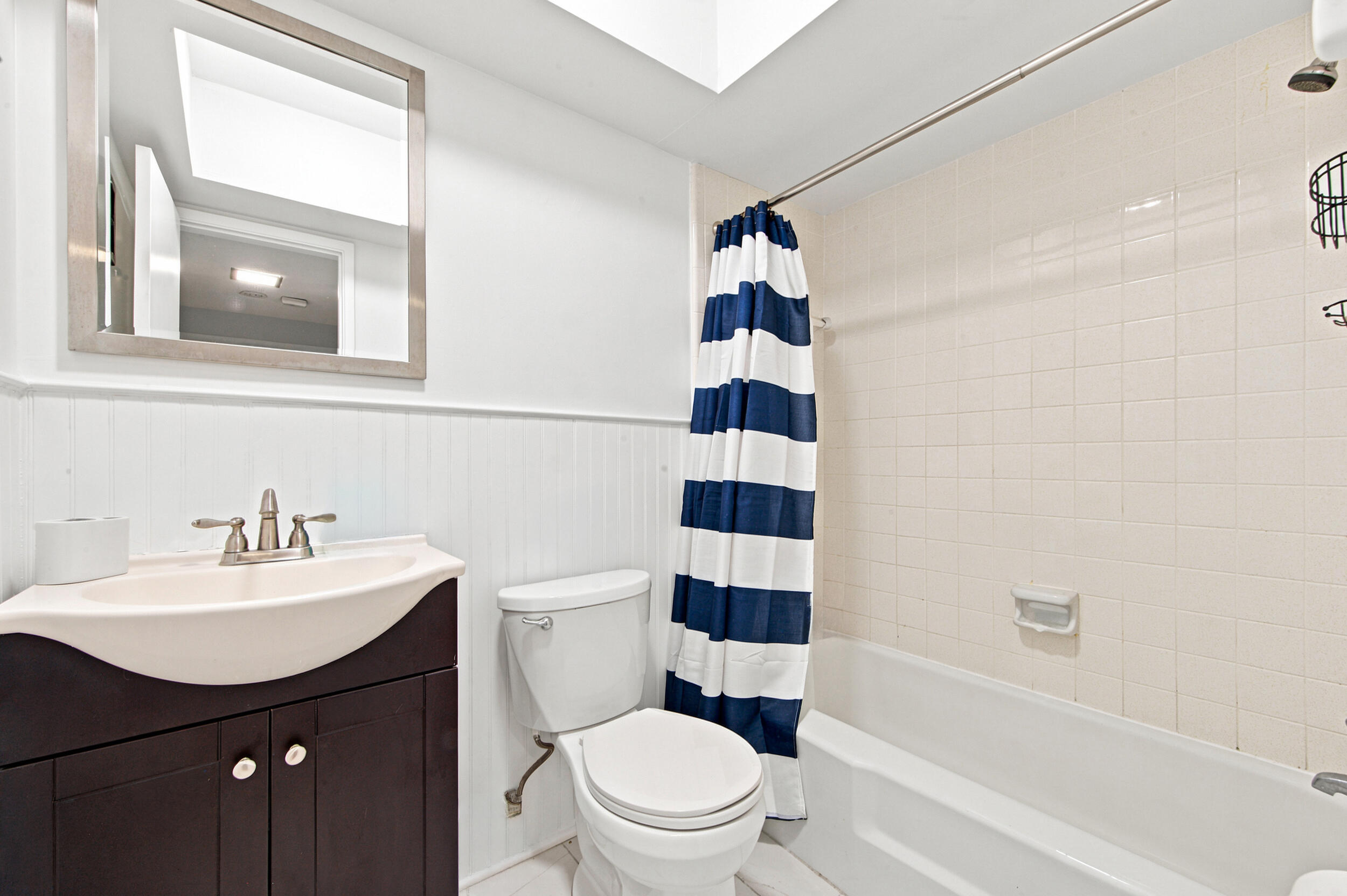 651 Pine Drive 309 Property Photo 17