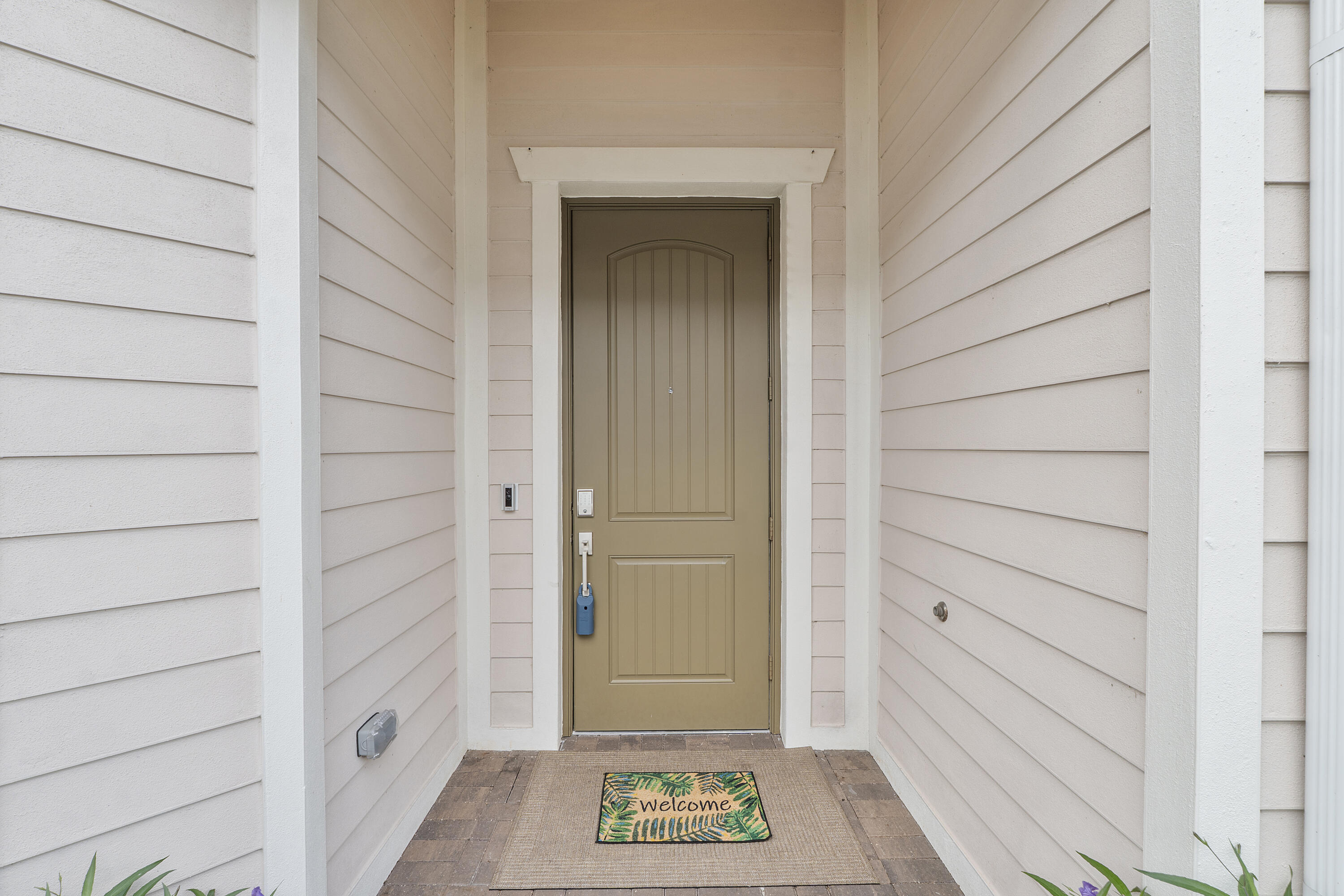 1325 Haywagon Trail Property Photo 4