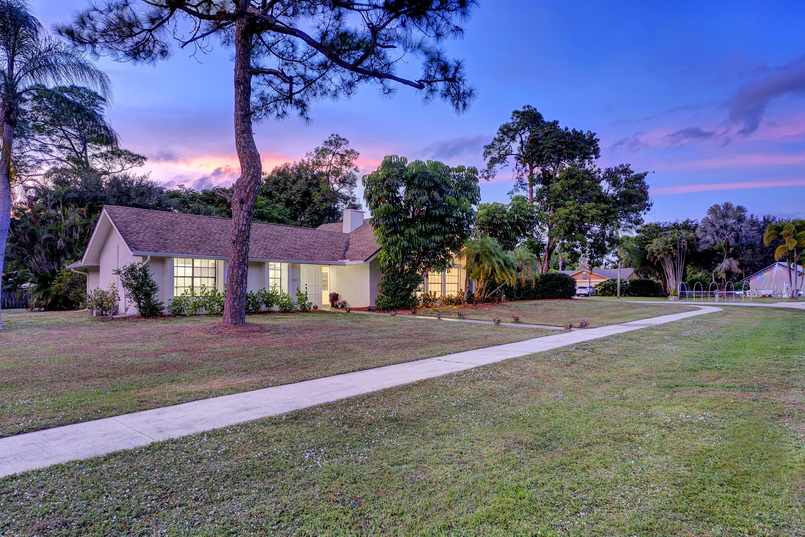 225 Sulky Way Property Photo 31