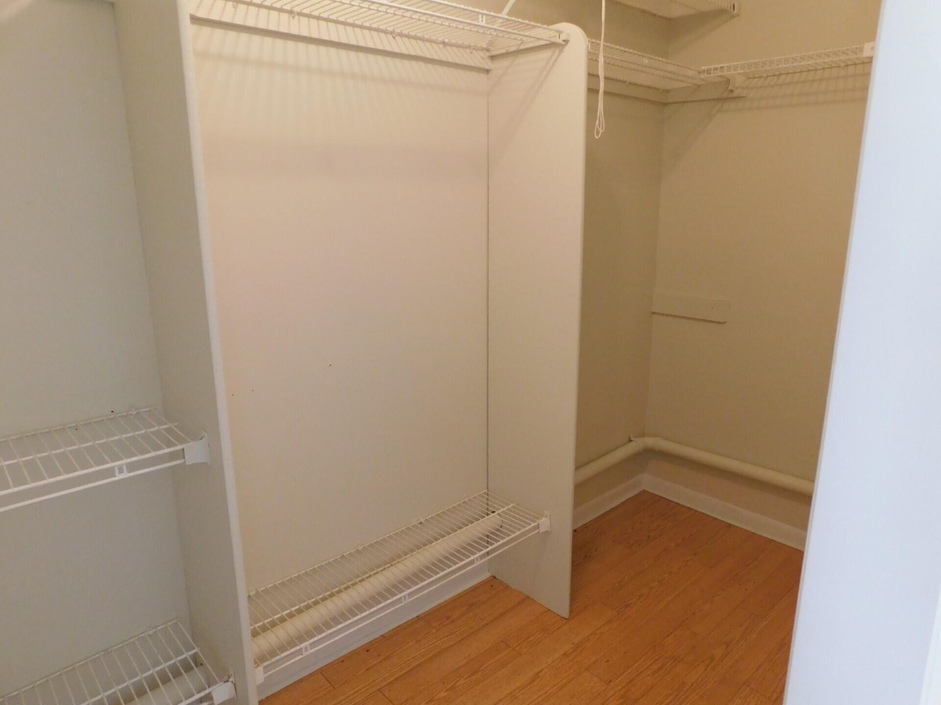 565 Piedmont L Property Photo 11