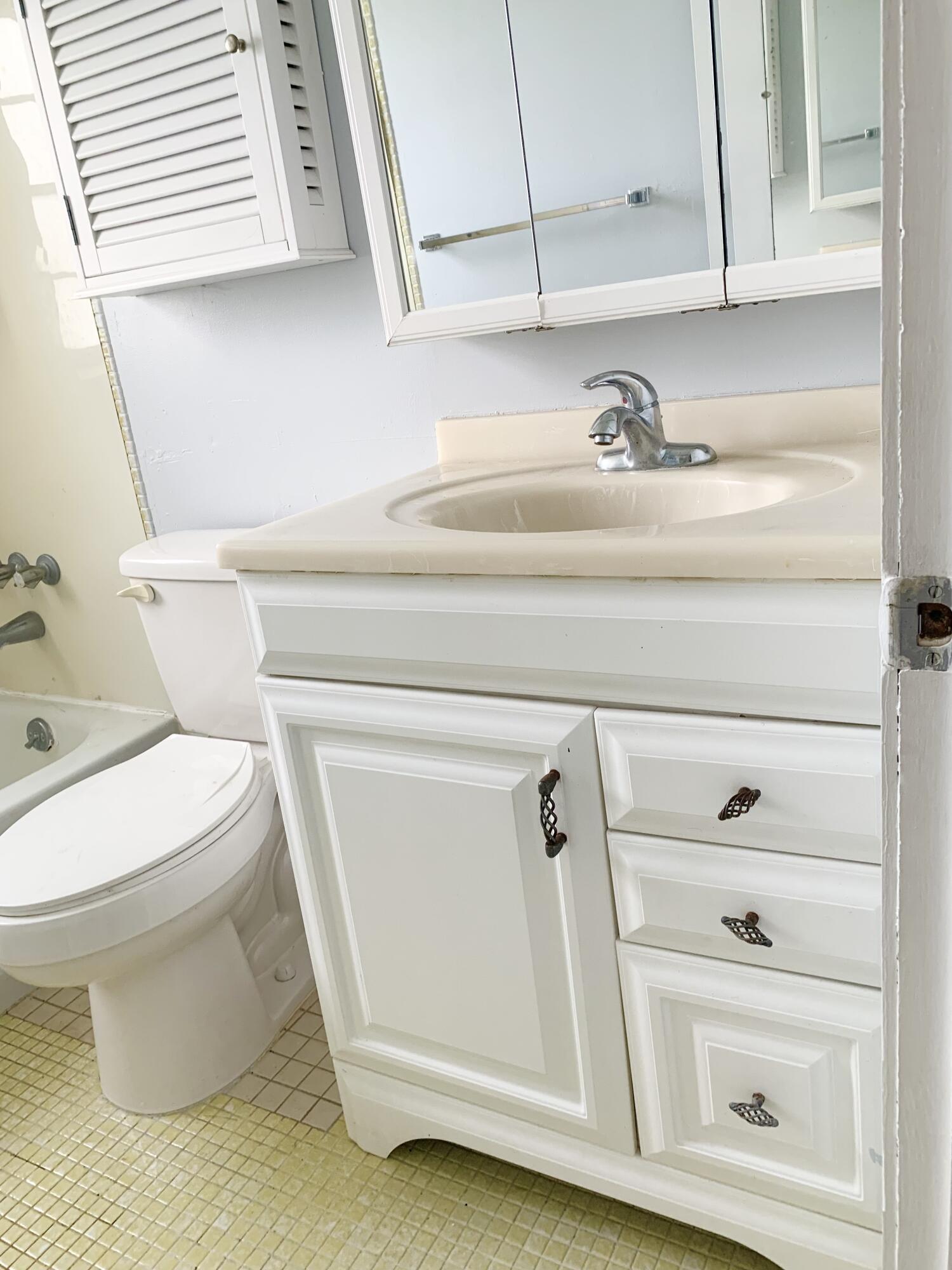 168 Waltham G Property Photo 32