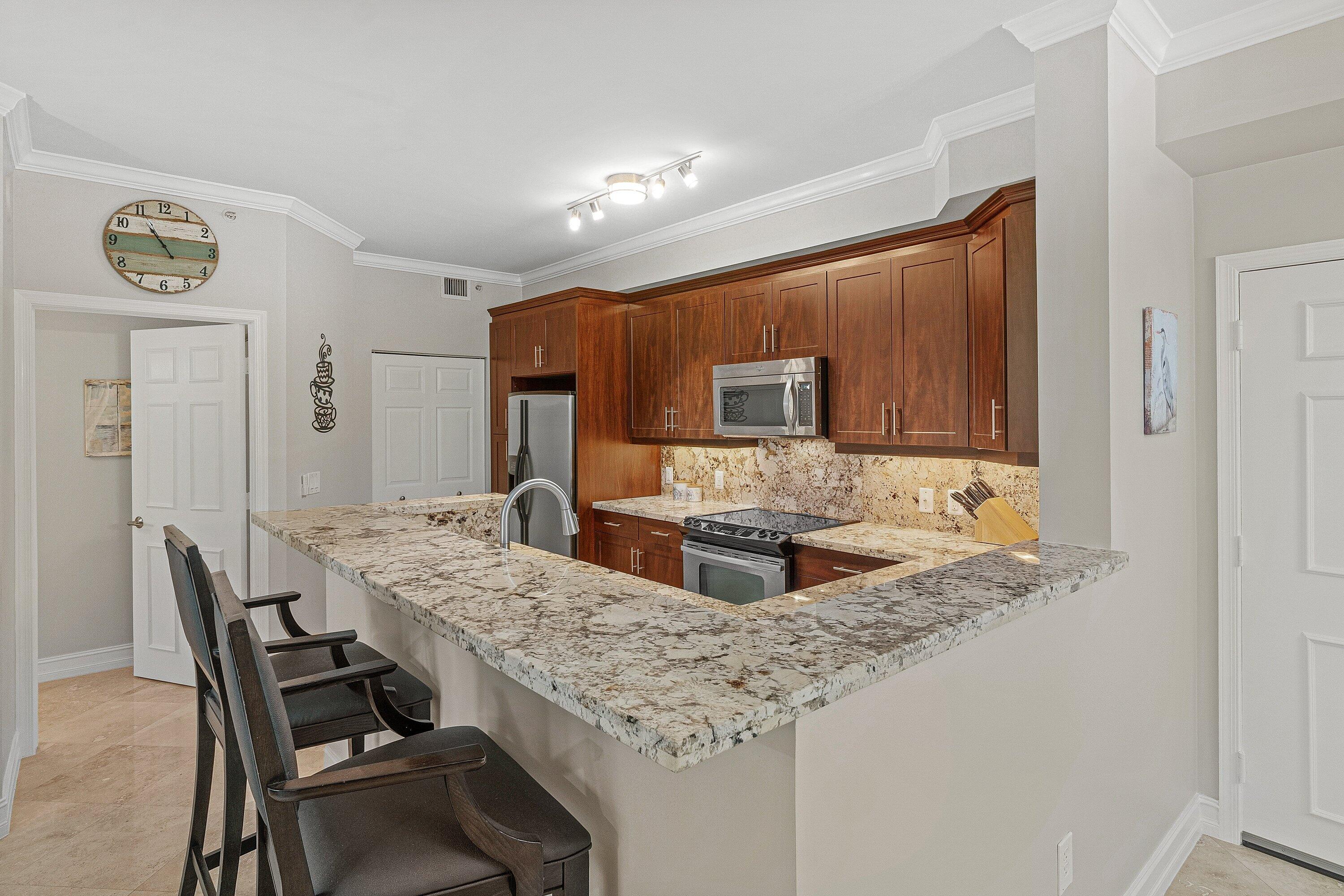 3606 S Ocean Boulevard 105 Property Photo 5