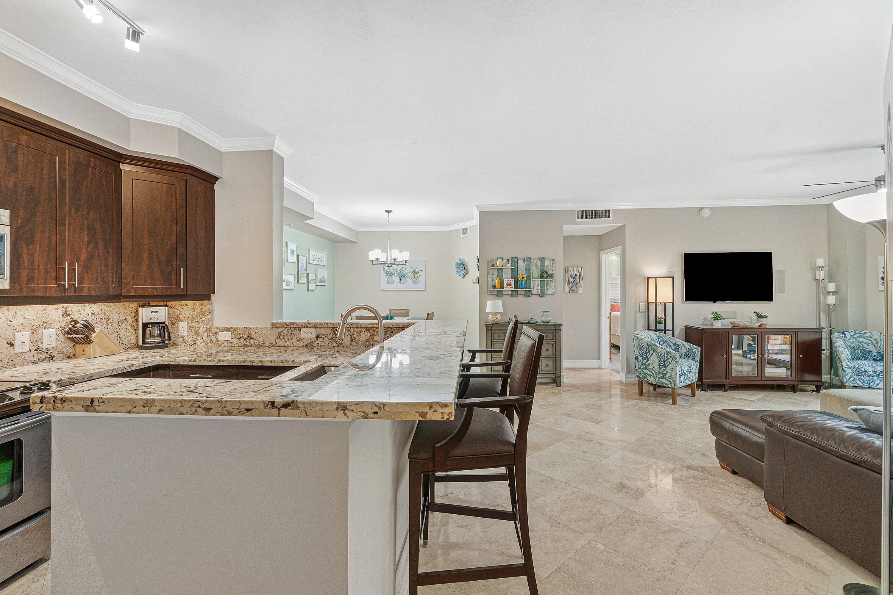 3606 S Ocean Boulevard 105 Property Photo 9