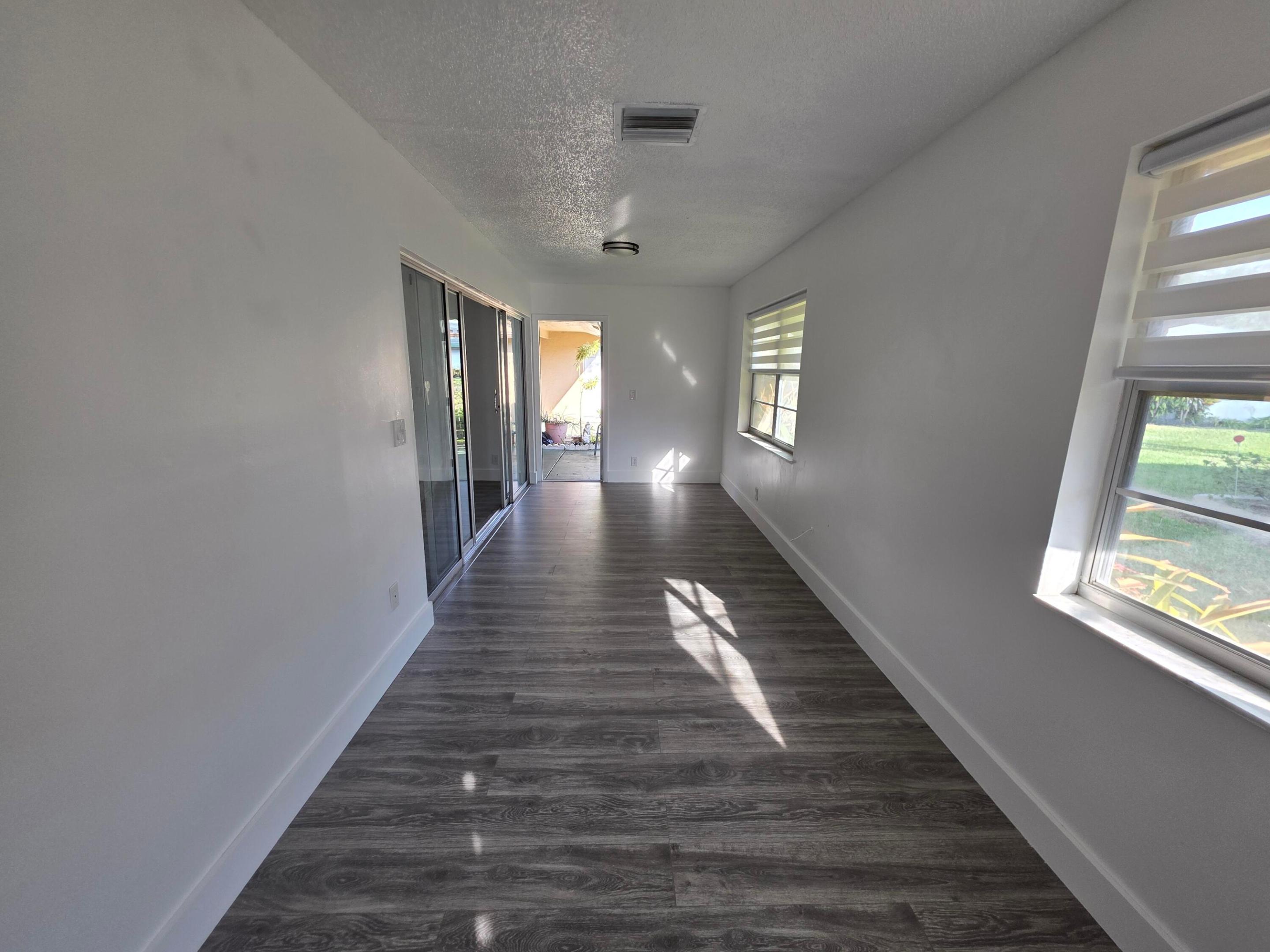 718 Whippoorwill Lane Property Photo 34