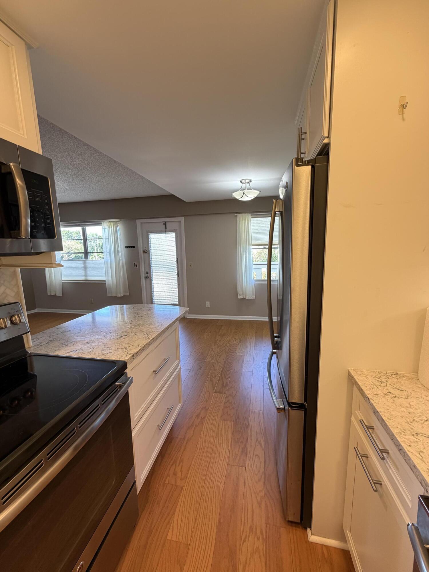 166 Dorset D Property Photo 10