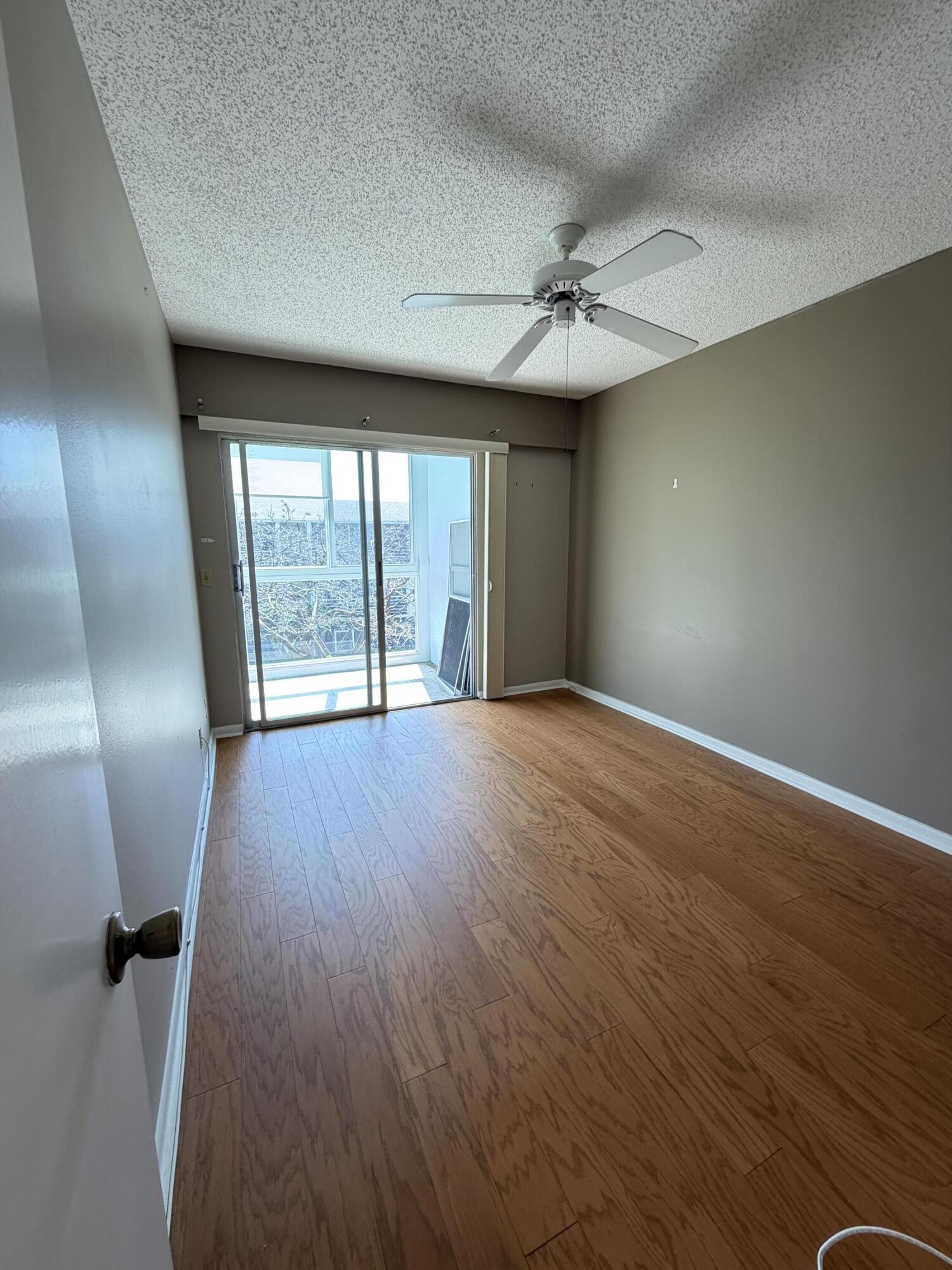 166 Dorset D Property Photo 16