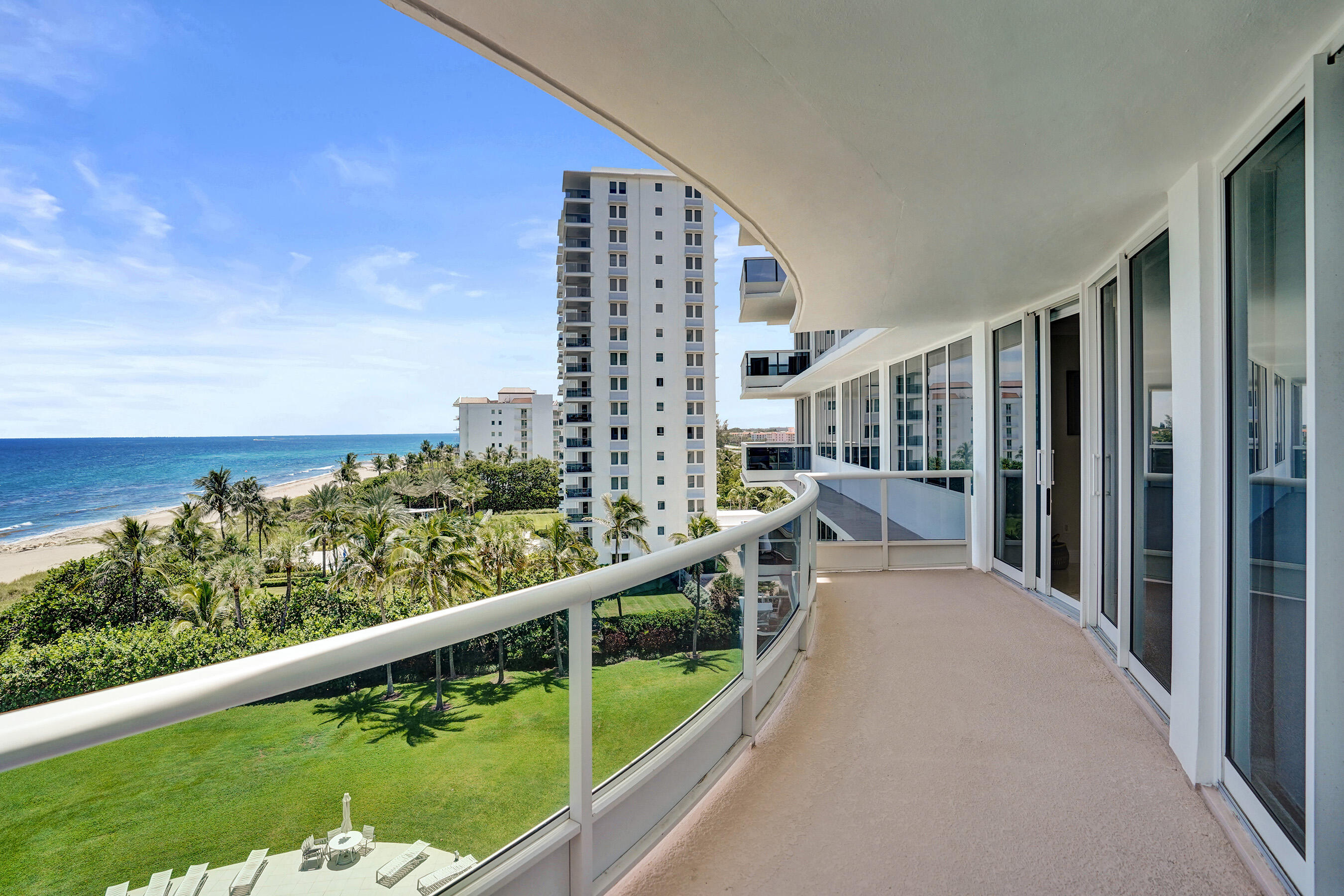 700 S Ocean Boulevard 604 Property Photo 3