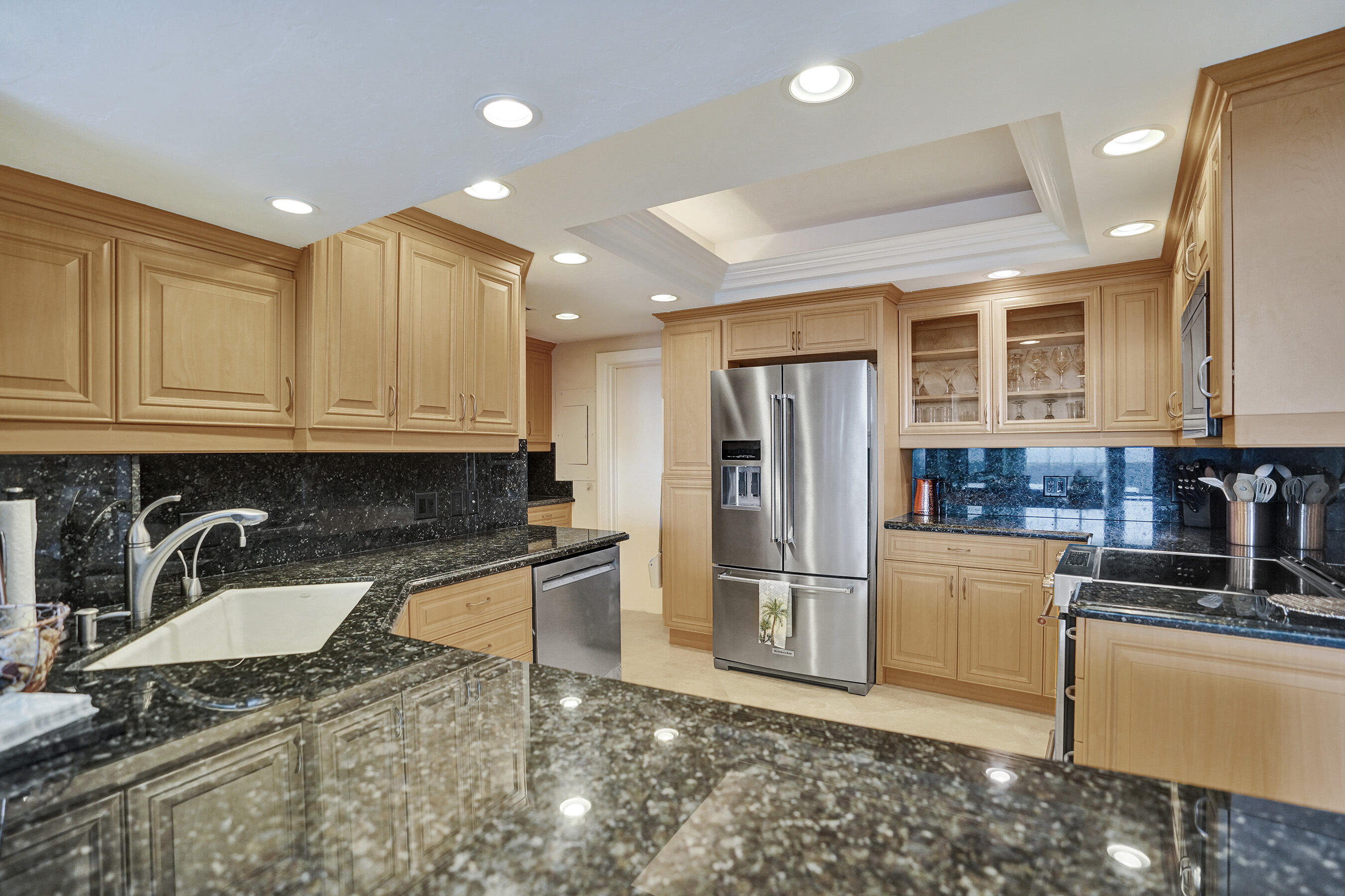 700 S Ocean Boulevard 604 Property Photo 10
