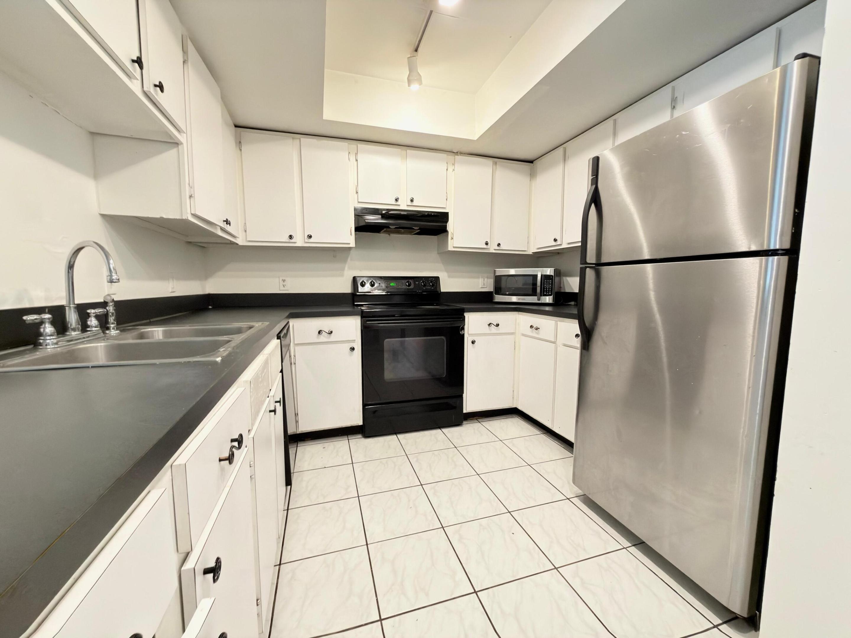 6287 Scotch Pine Lane Property Photo 2