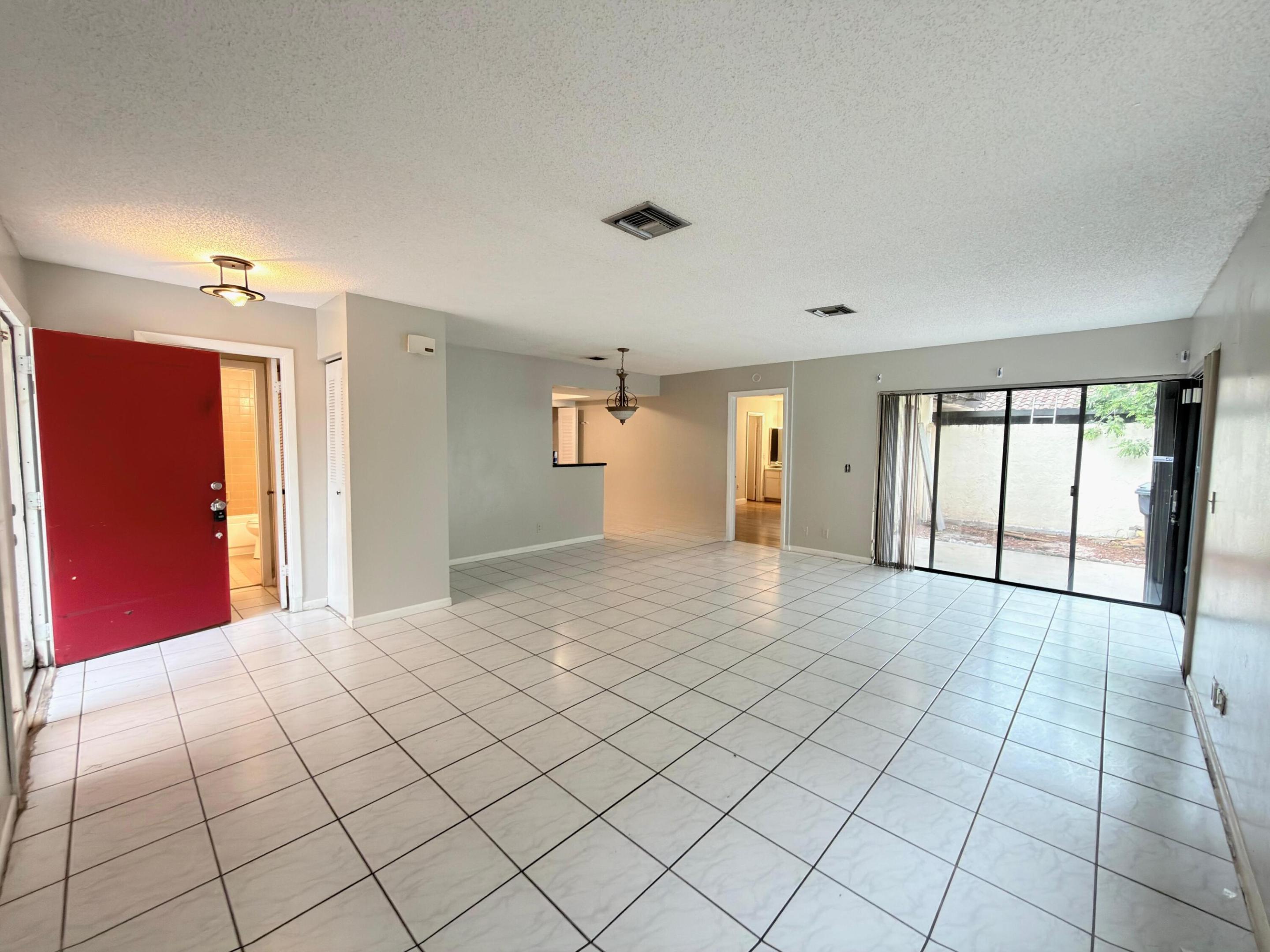 6287 Scotch Pine Lane Property Photo 17