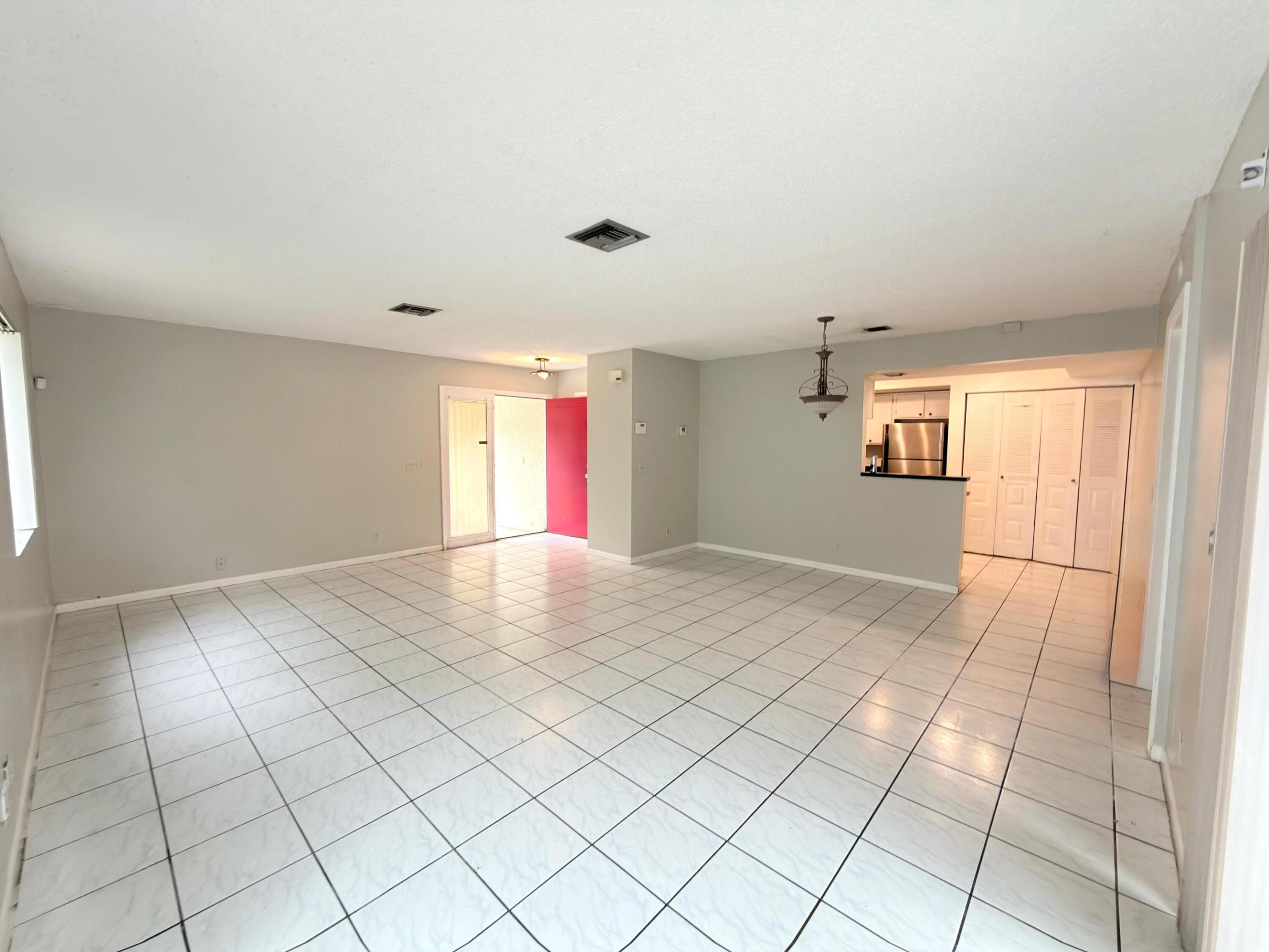 6287 Scotch Pine Lane Property Photo 18