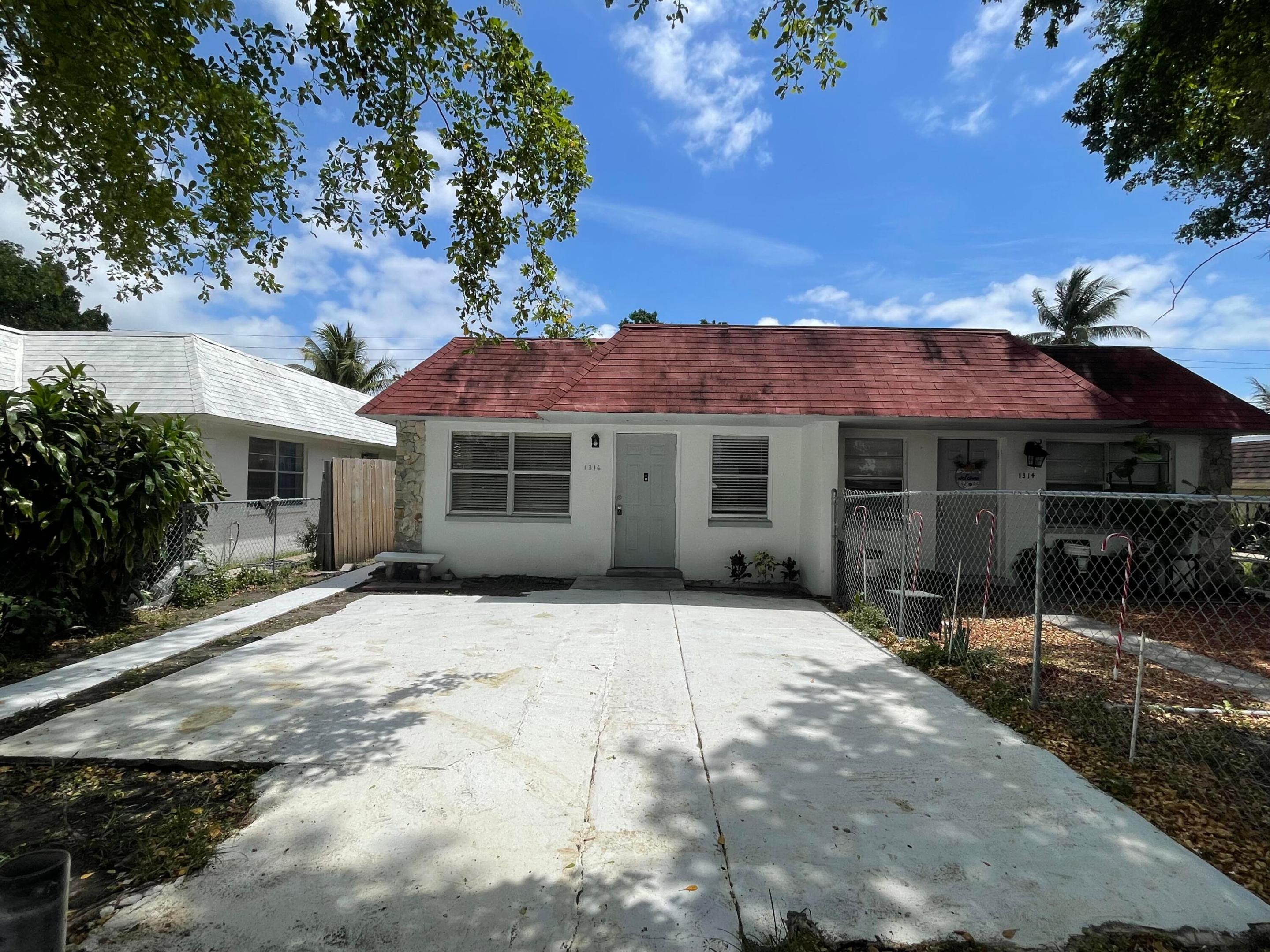 1316 Nw 8th Avenue A Property Photo 3