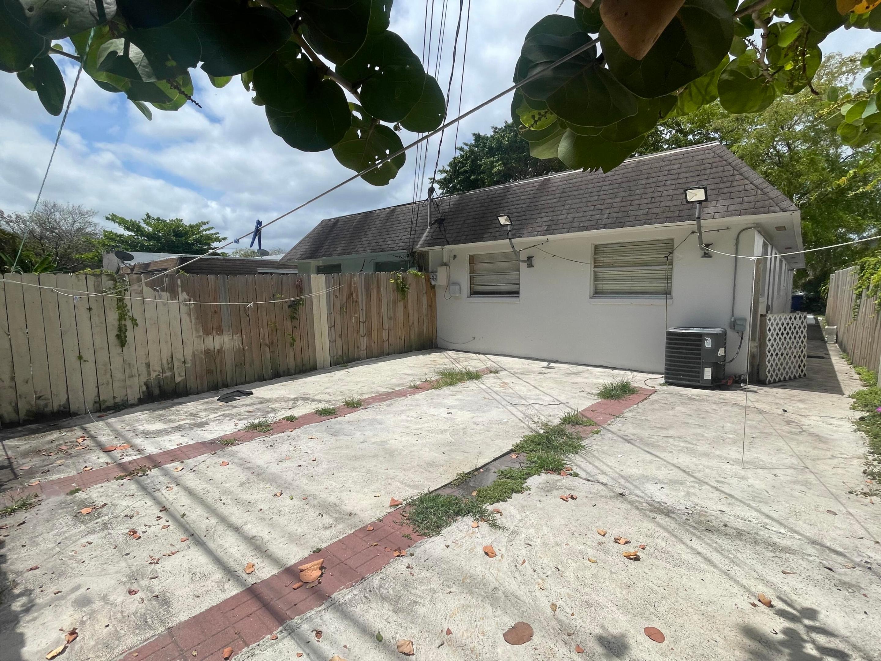 1316 Nw 8th Avenue A Property Photo 5