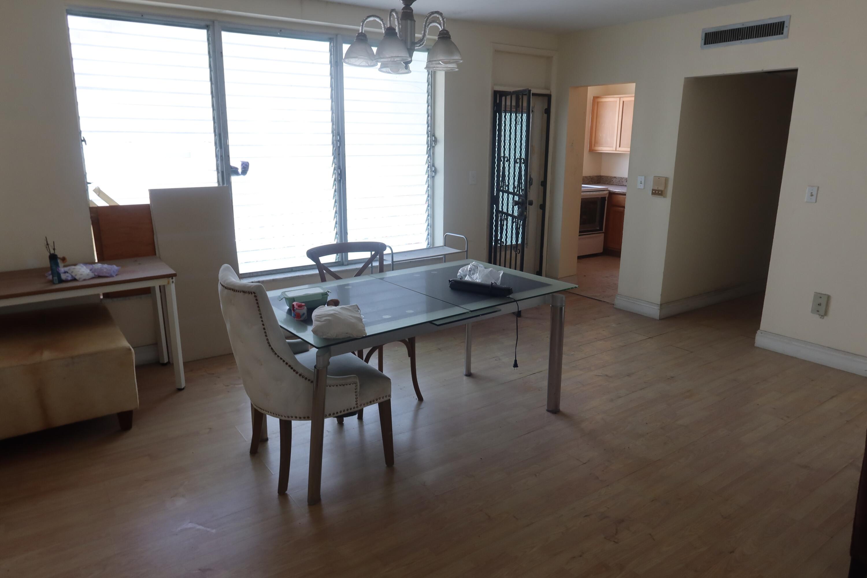 1150 Euclid Avenue 109 Property Photo 6