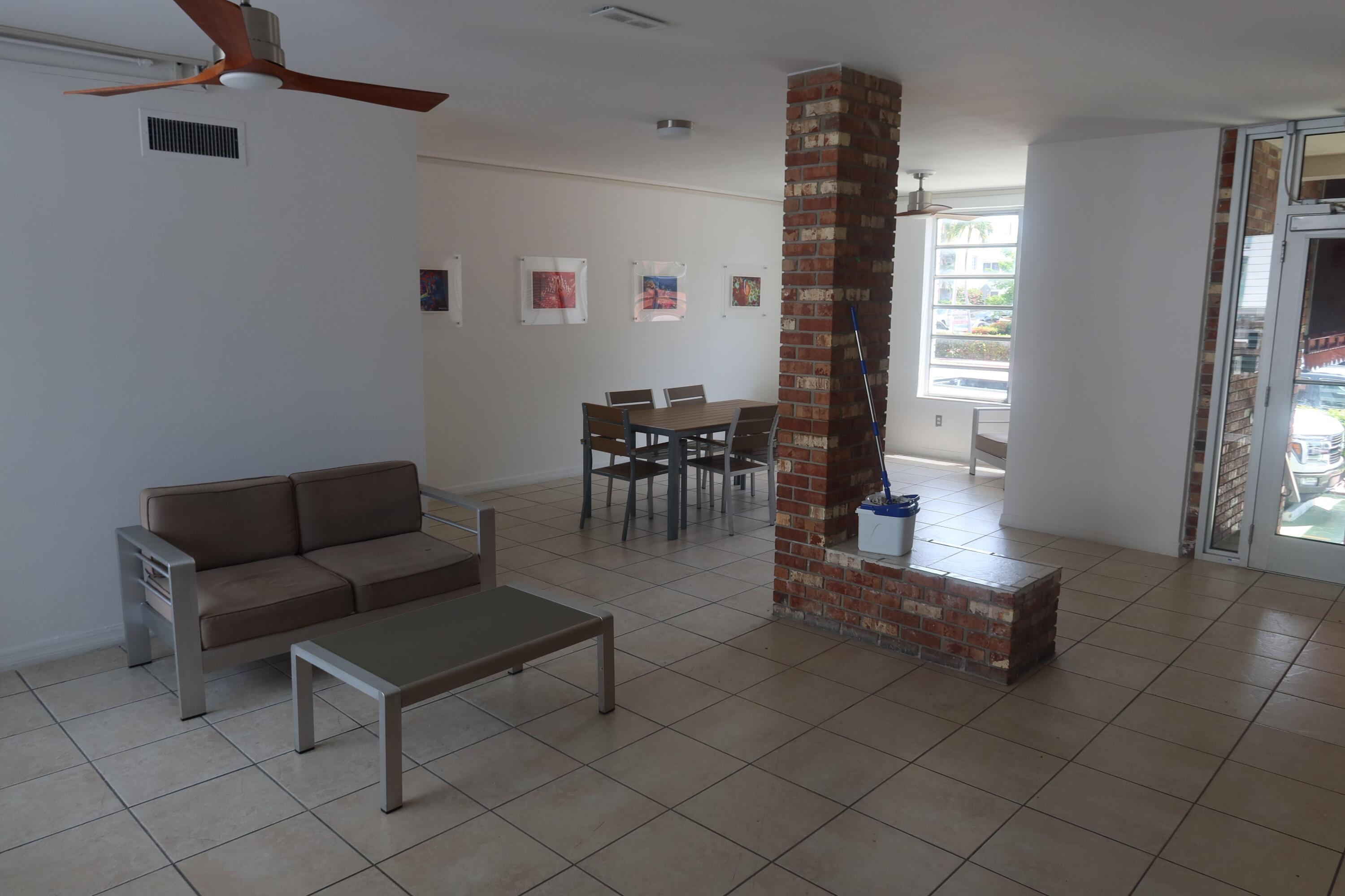 1150 Euclid Avenue 109 Property Photo 16