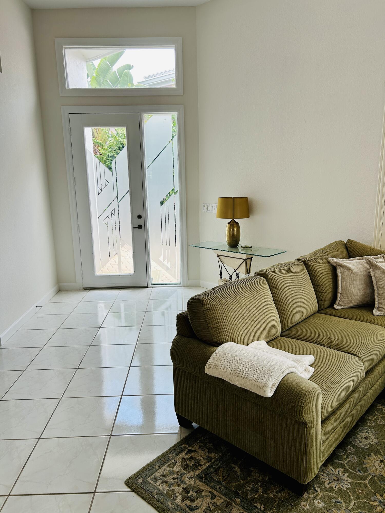 152 Coral Cay Drive Property Photo 6
