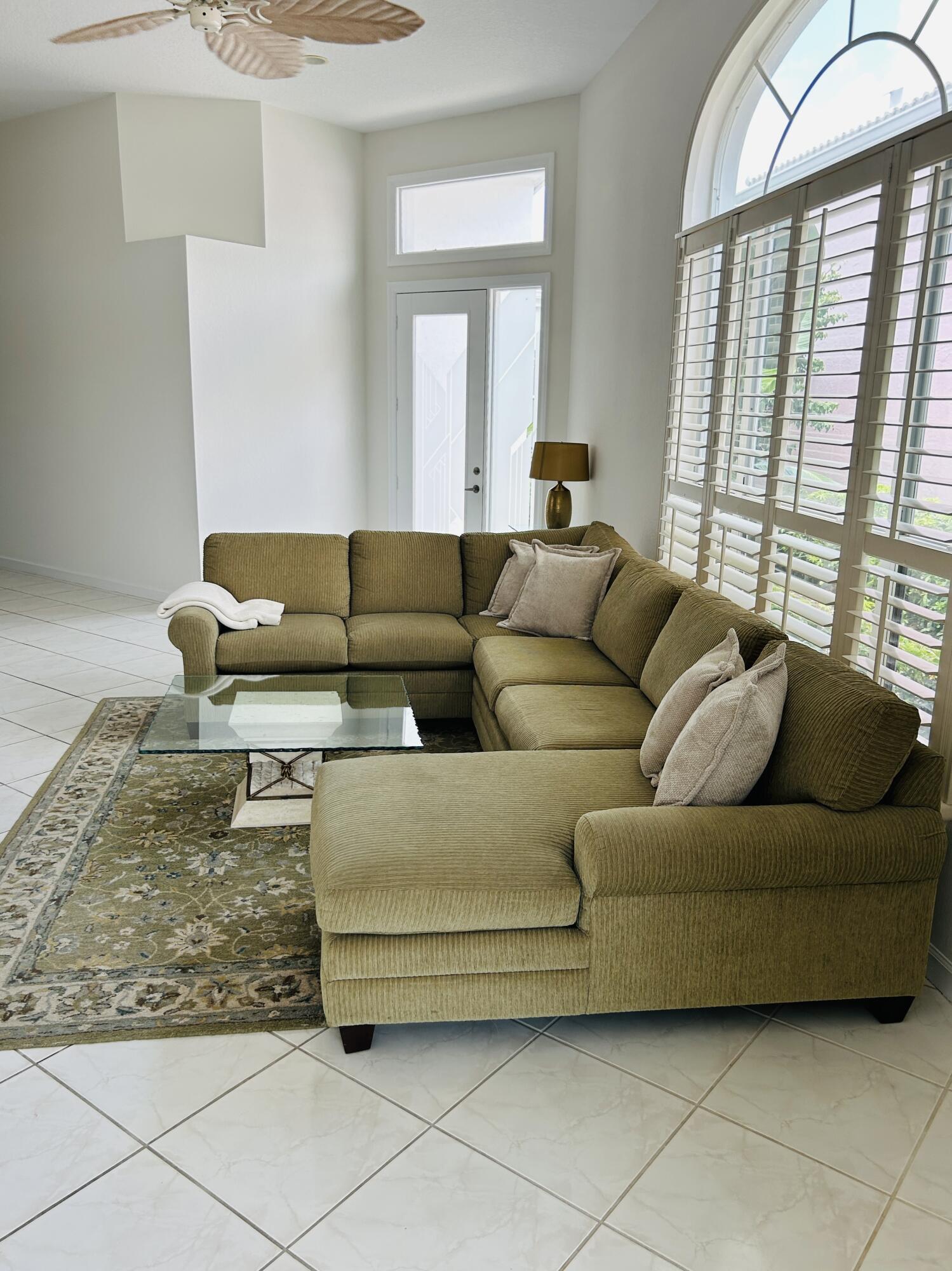 152 Coral Cay Drive Property Photo 8