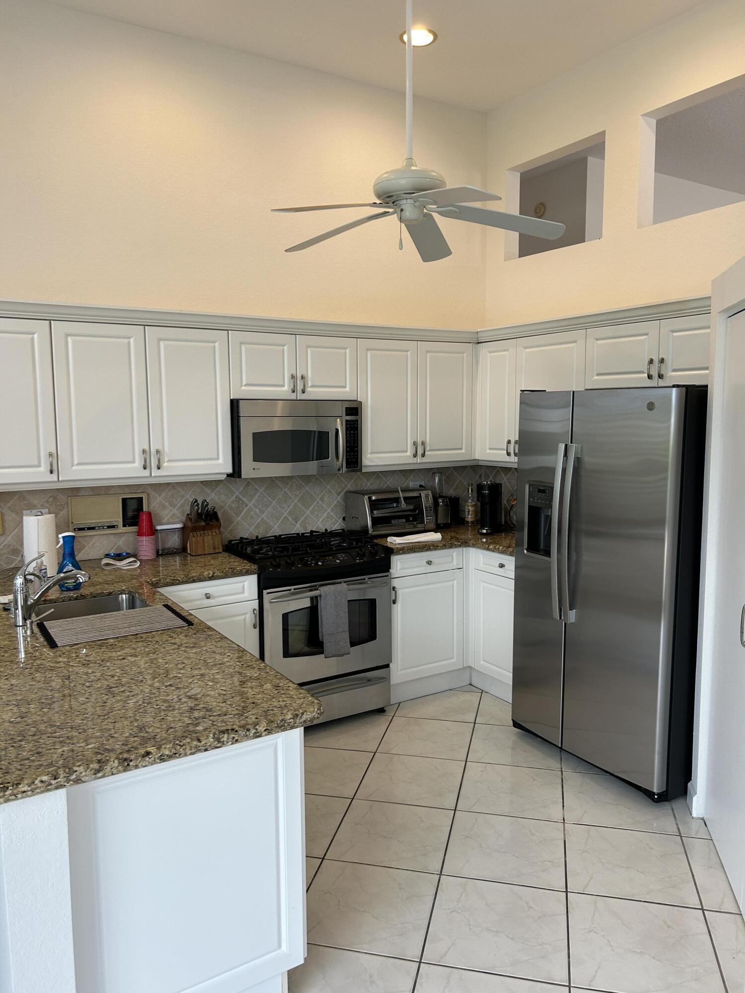 152 Coral Cay Drive Property Photo 10
