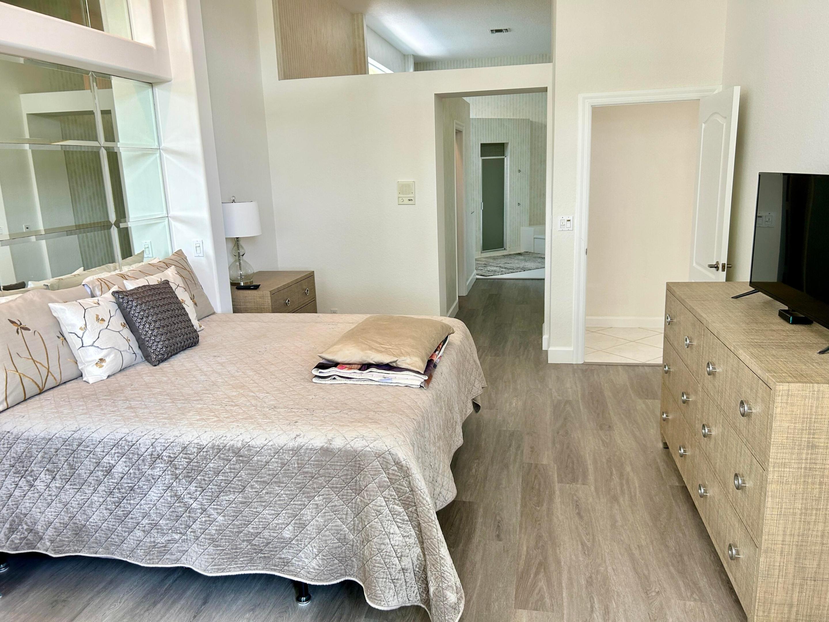 152 Coral Cay Drive Property Photo 13