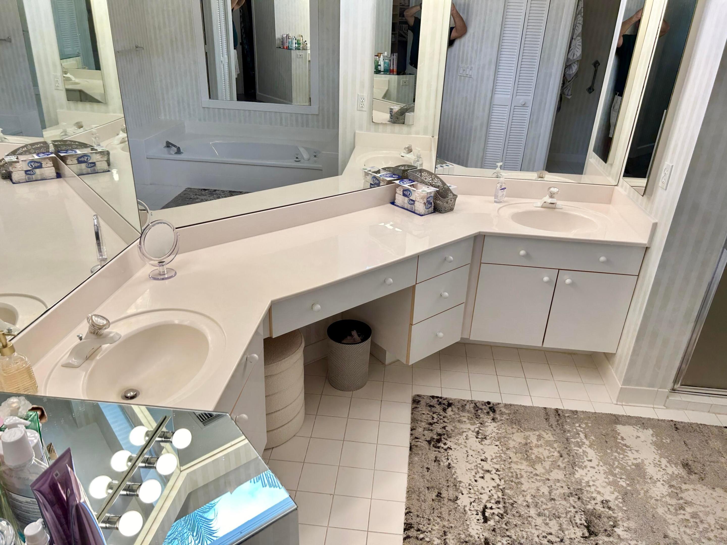 152 Coral Cay Drive Property Photo 15