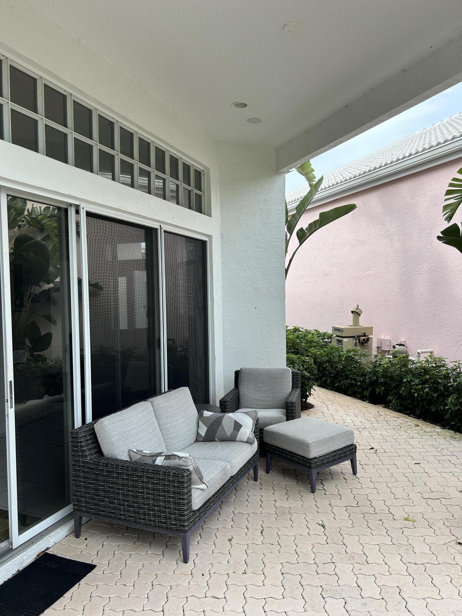 152 Coral Cay Drive Property Photo 22
