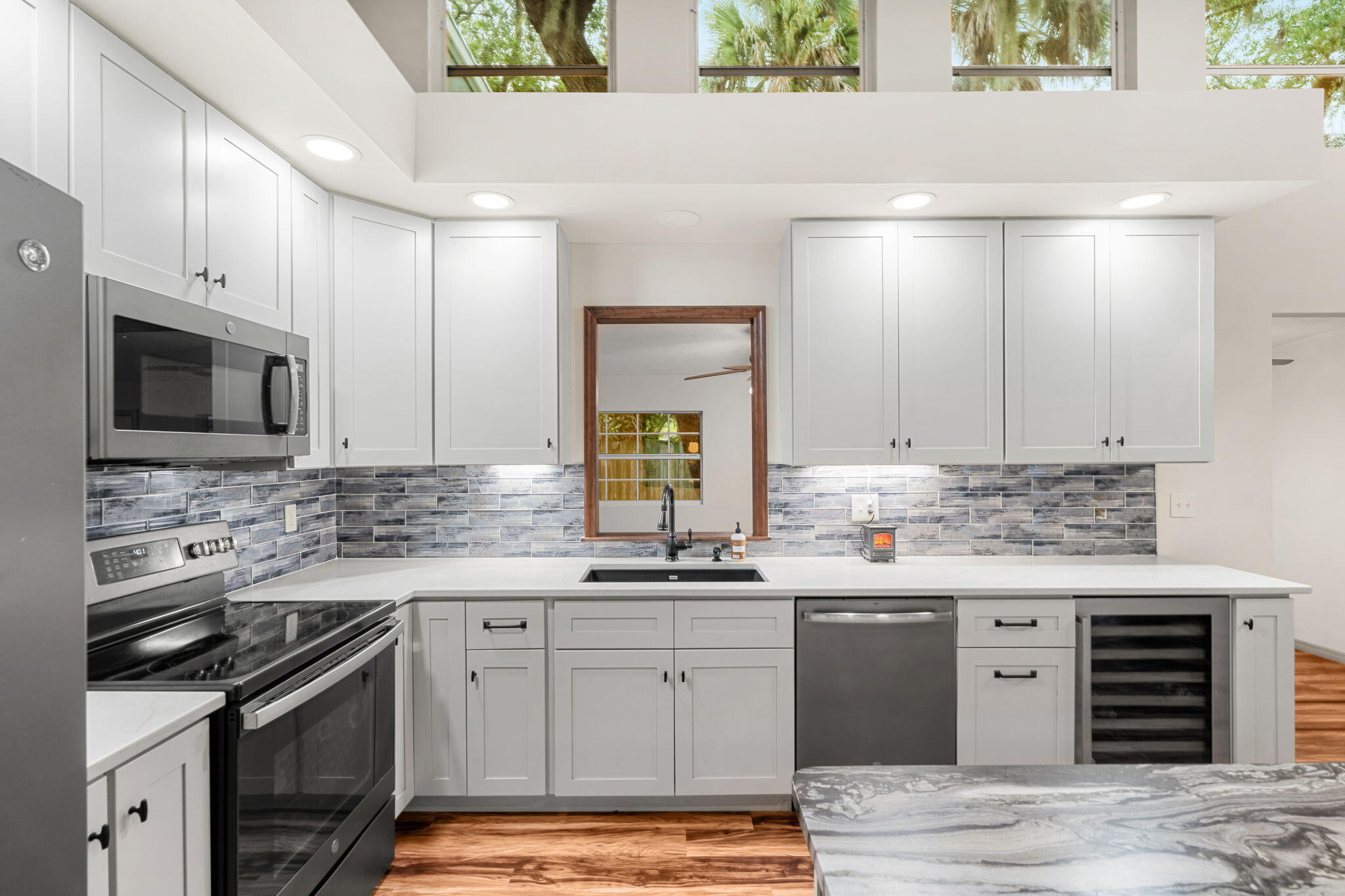 1873 Sw Macarthur Avenue Property Photo 16