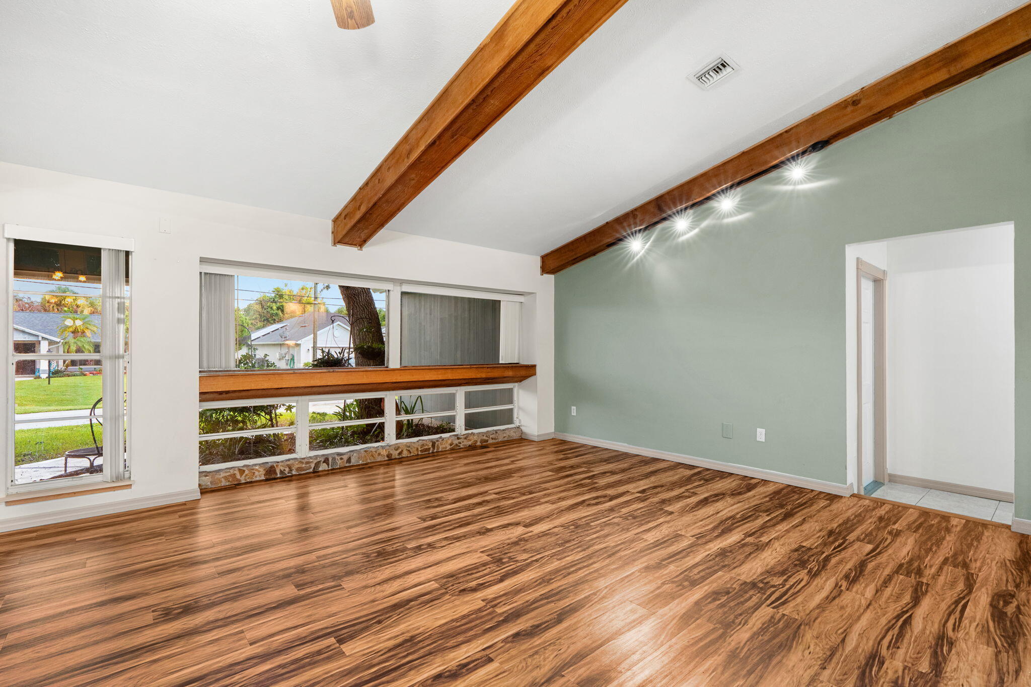 1873 Sw Macarthur Avenue Property Photo 27