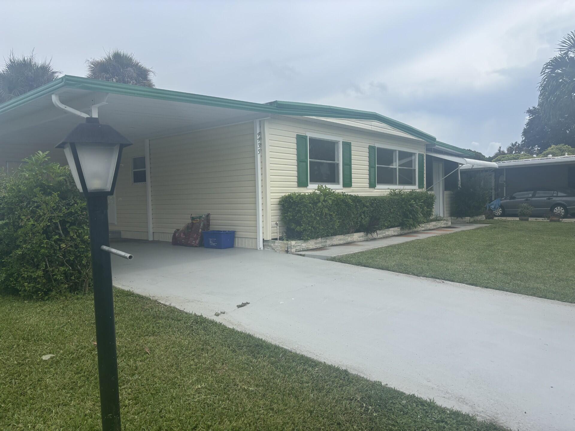 4435 Round Table Court Property Photo 5
