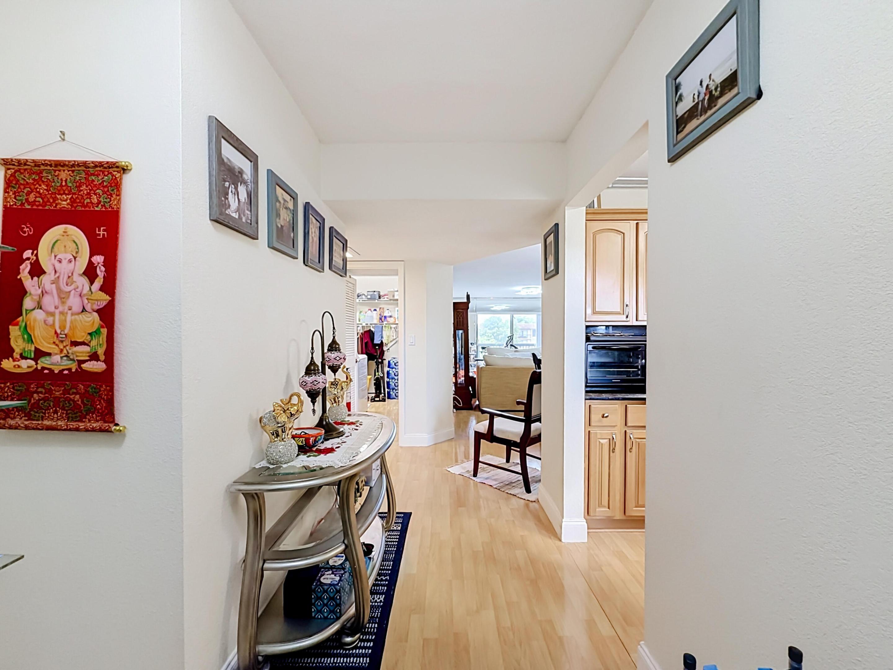 4970 E Sabal Palm Boulevard 412 Property Photo 8