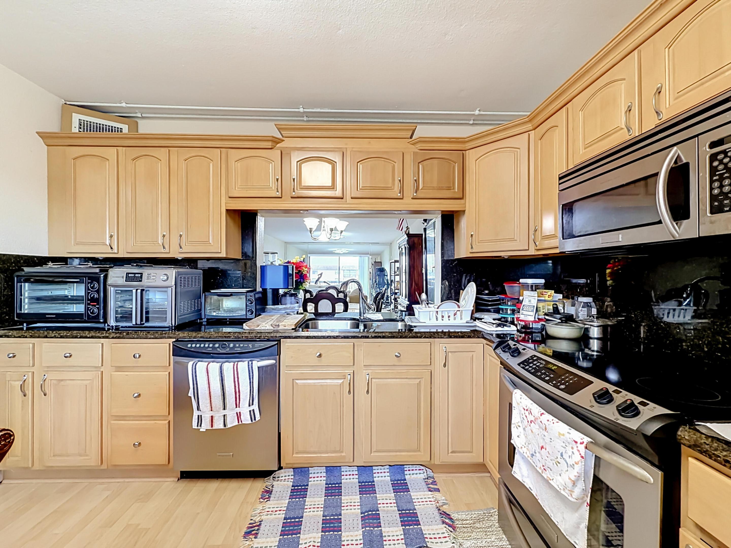 4970 E Sabal Palm Boulevard 412 Property Photo 13
