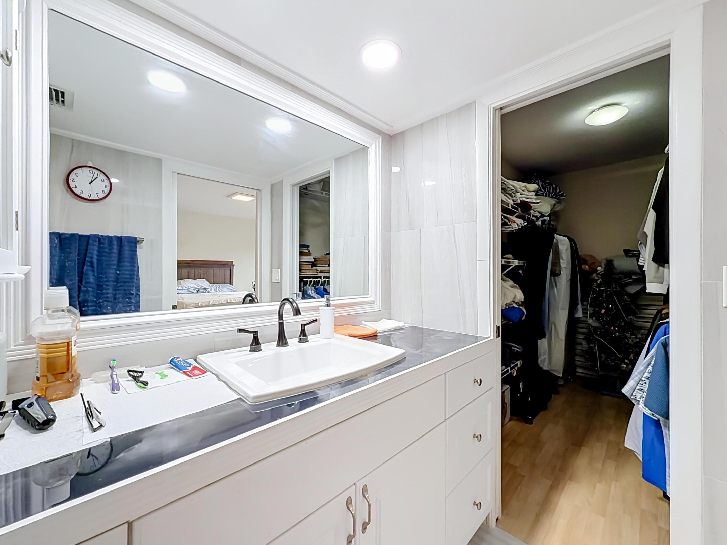 4970 E Sabal Palm Boulevard 412 Property Photo 29
