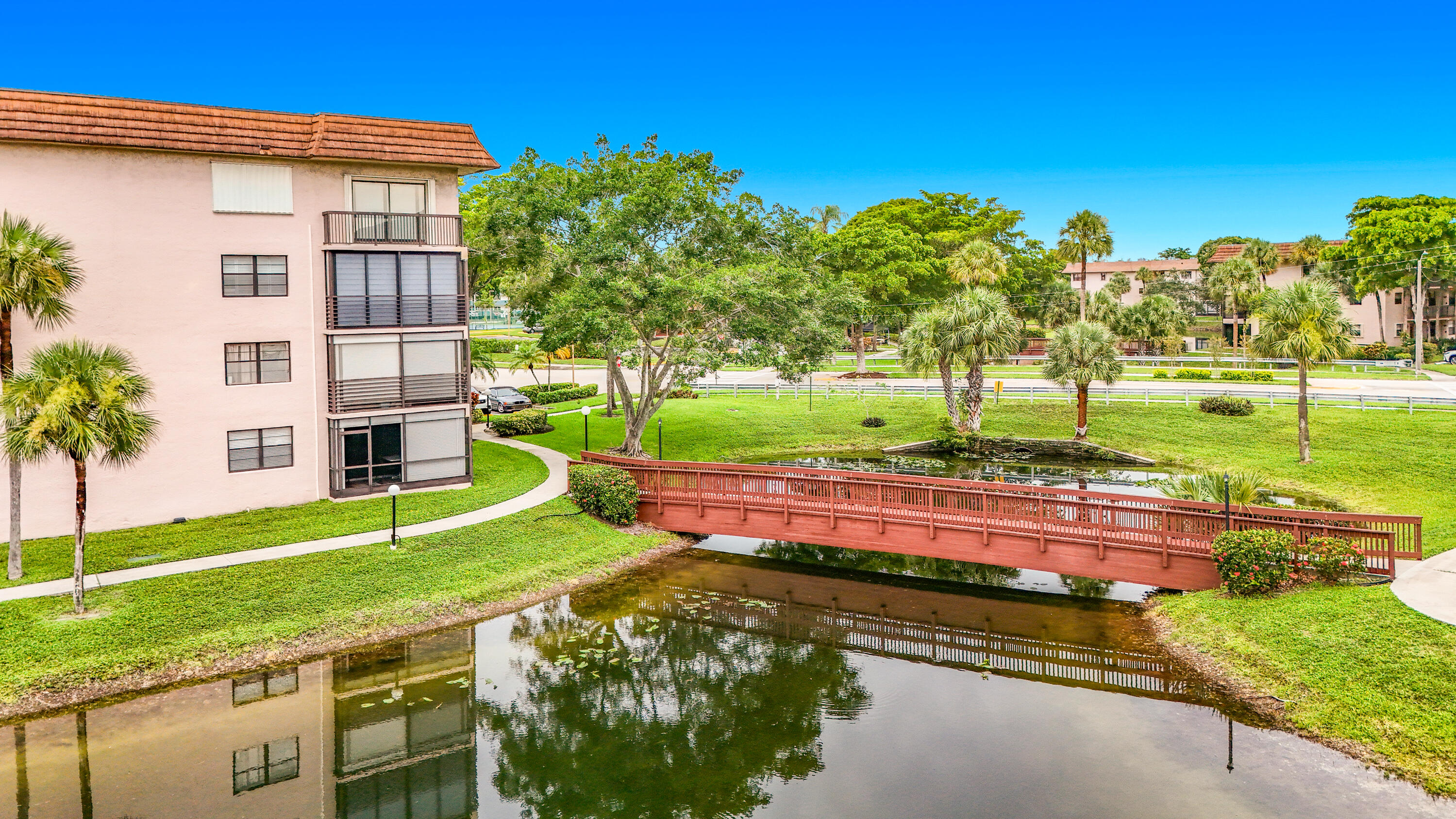 4970 E Sabal Palm Boulevard 412 Property Photo 34
