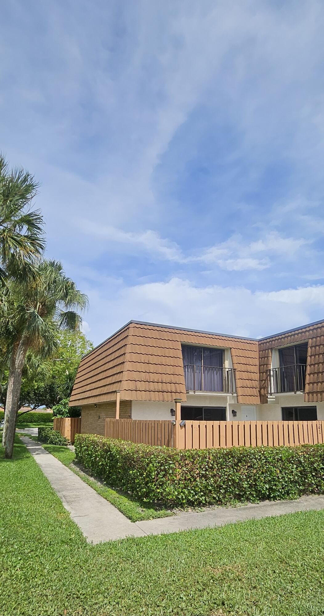 141 Heritage Way Se Property Photo 18