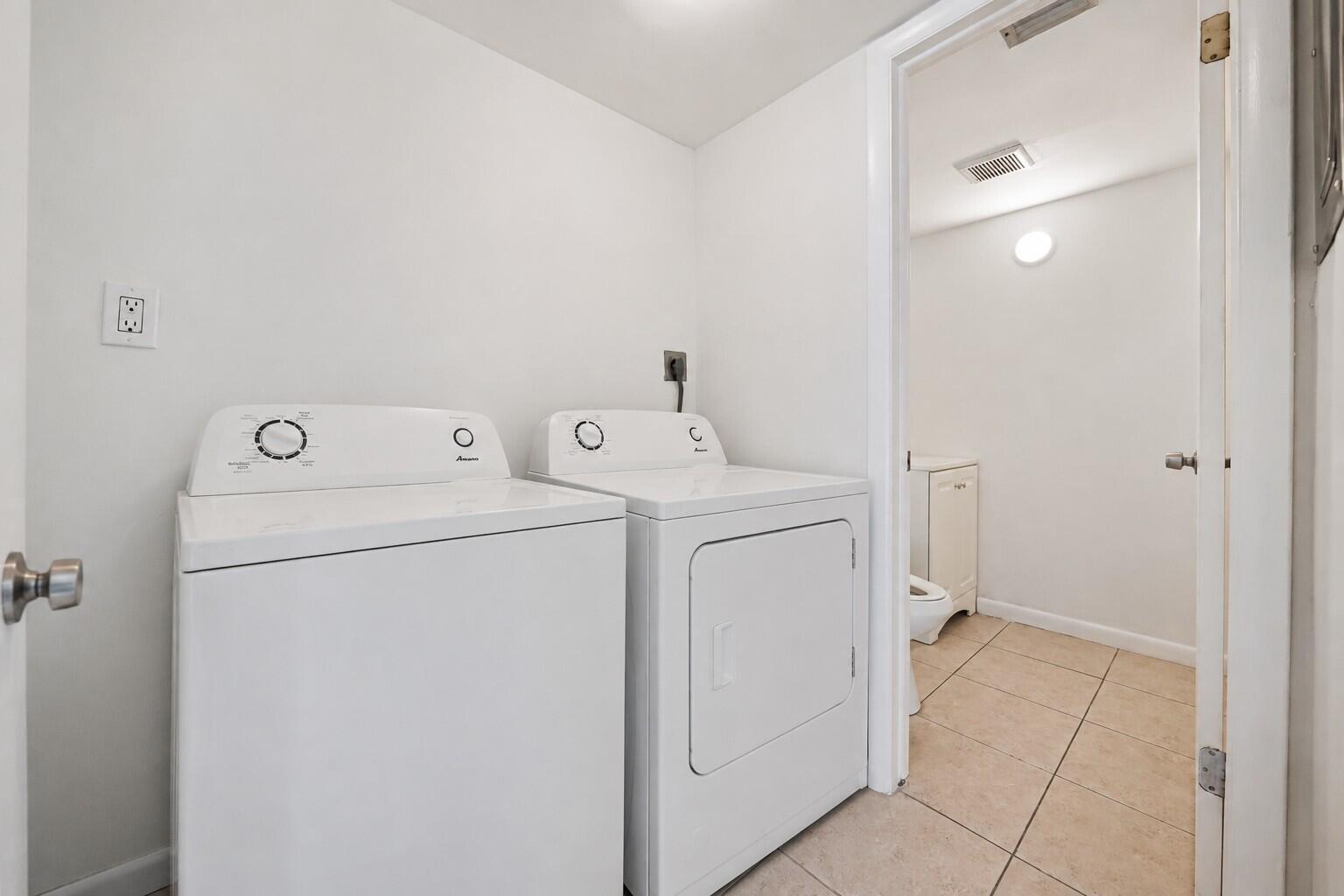 2173 White Pine Circle C Property Photo 13