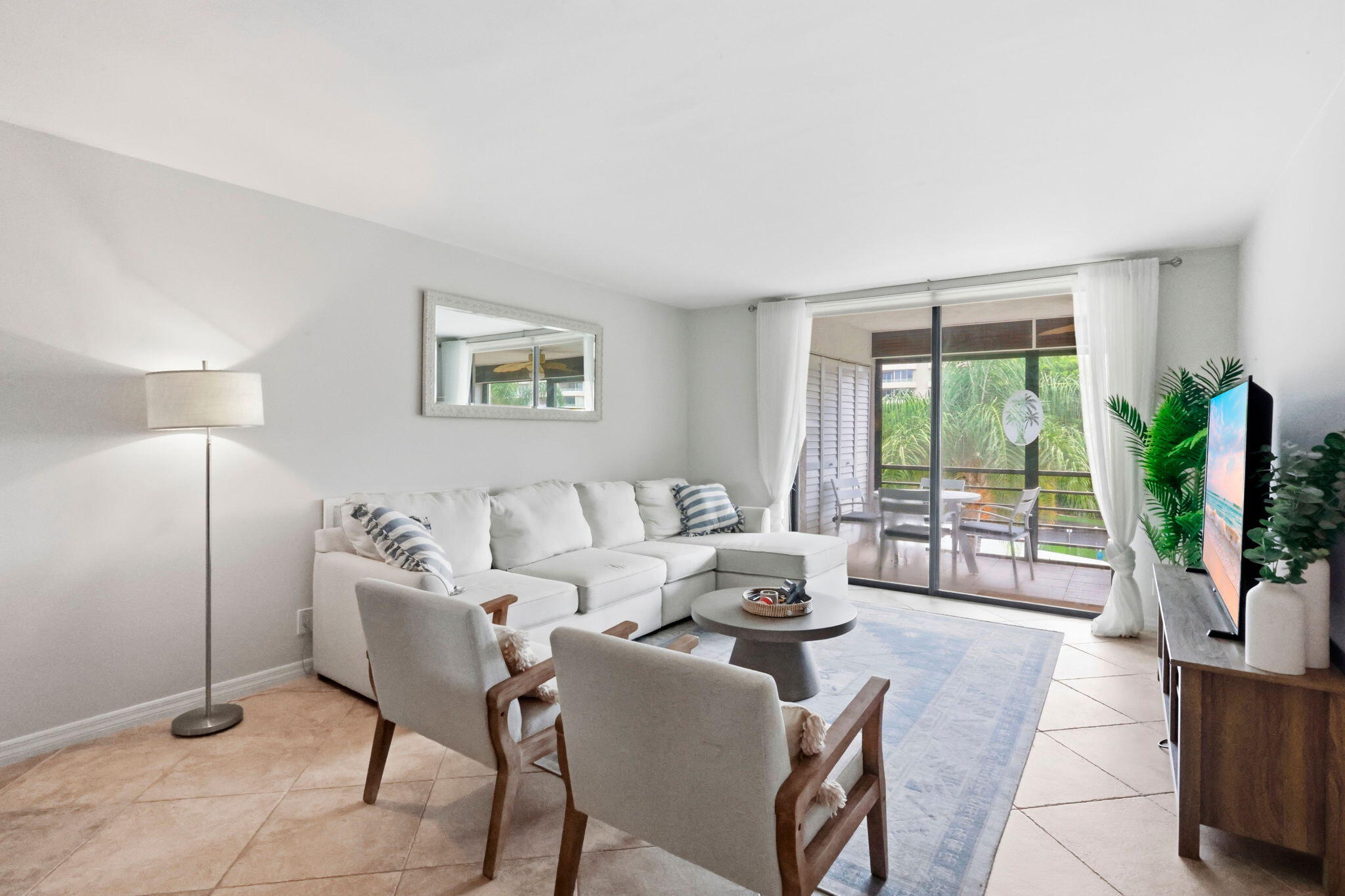 555 Banyan Tree Lane E 410 Property Photo 3