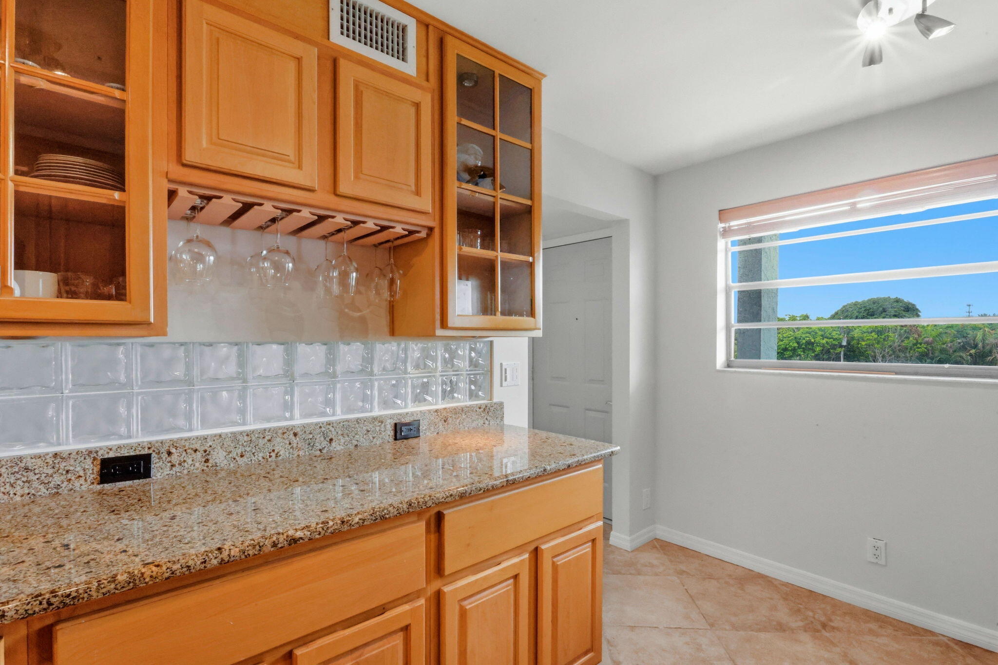 555 Banyan Tree Lane E 410 Property Photo 8